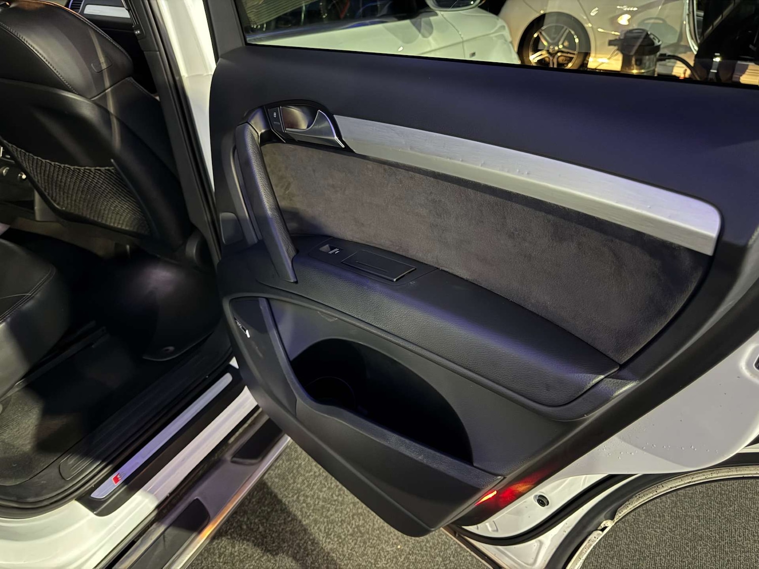 Used Audi Q7 2012 for sale - 77030754: Photo 49