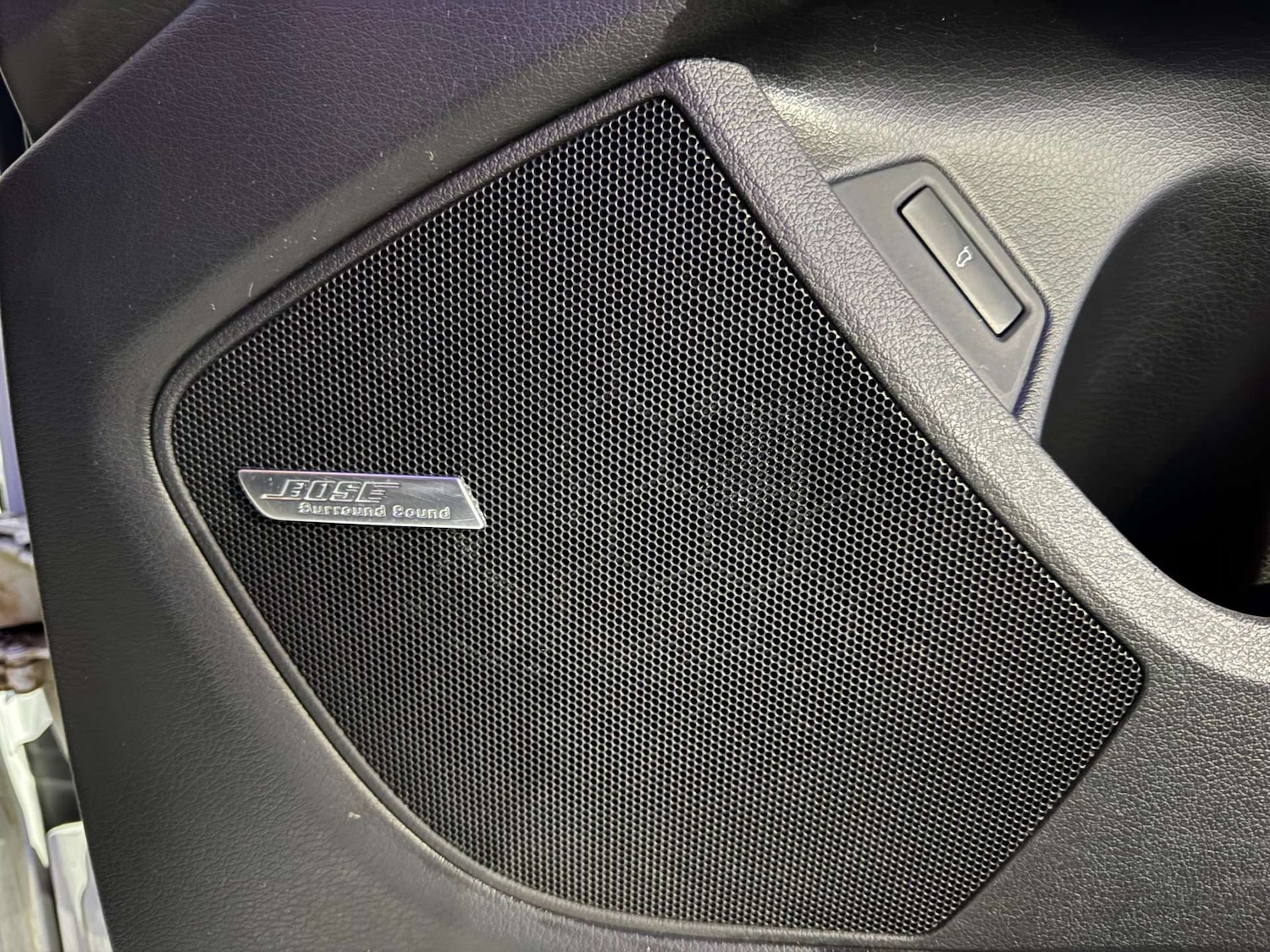 Used Audi Q7 2012 for sale - 77030754: Photo 54