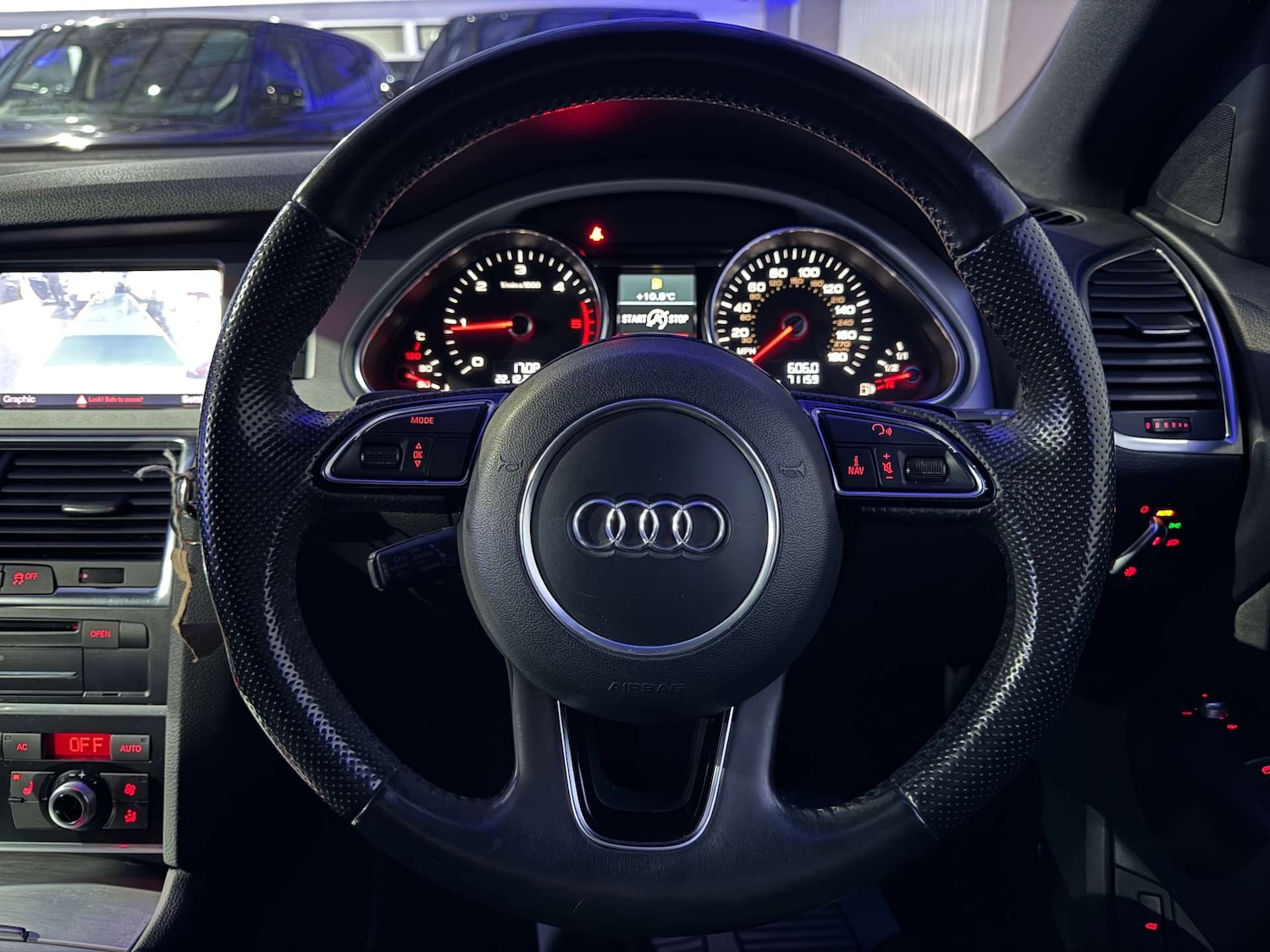 Used Audi Q7 2012 for sale - 77030754: Photo 75