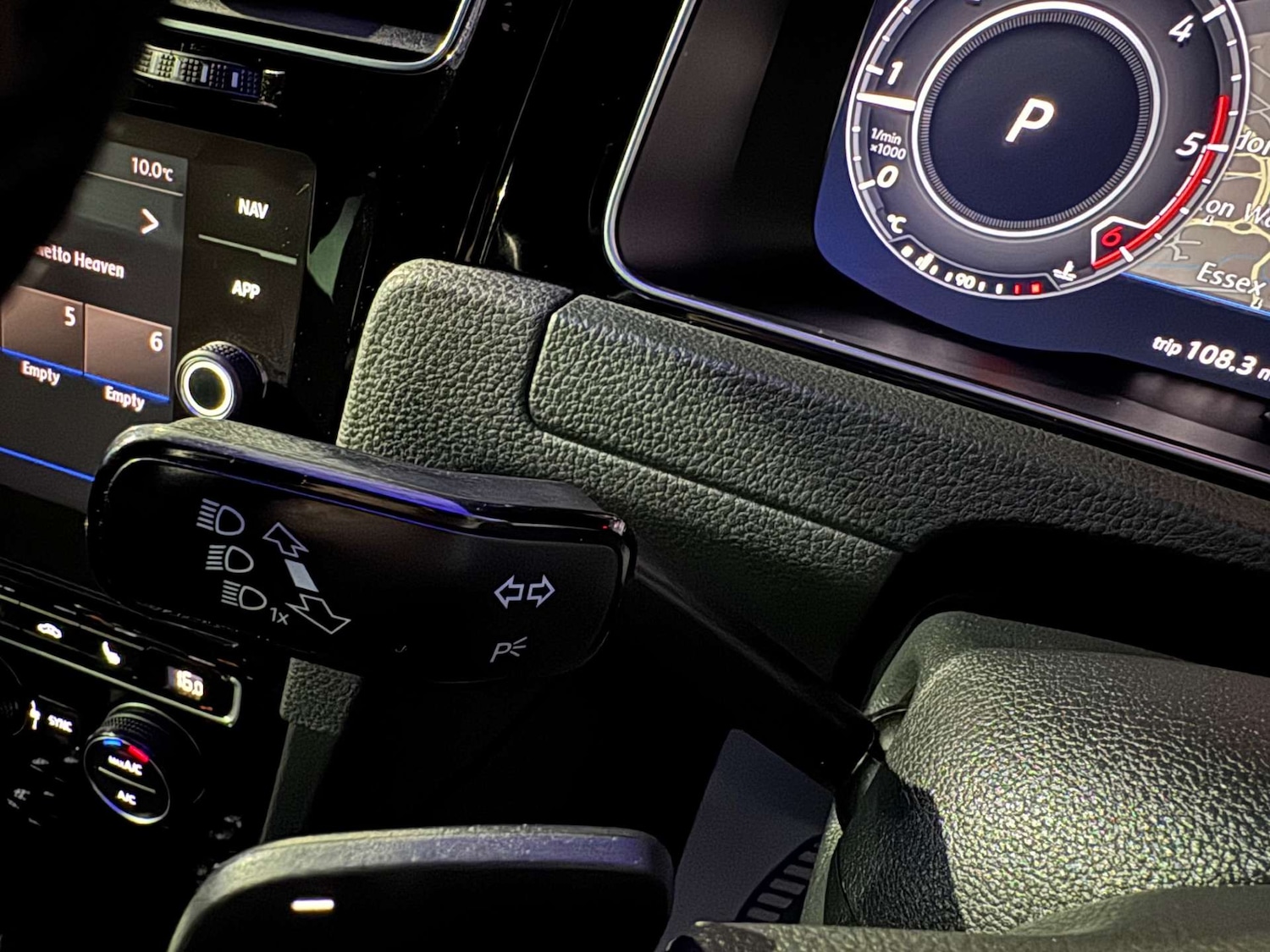 Used Volkswagen Golf 2018 for sale - 77193215: Photo 74