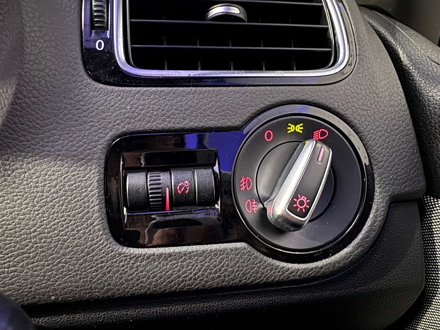 Used Volkswagen Polo 2022 for sale - 77378370: Photo 74