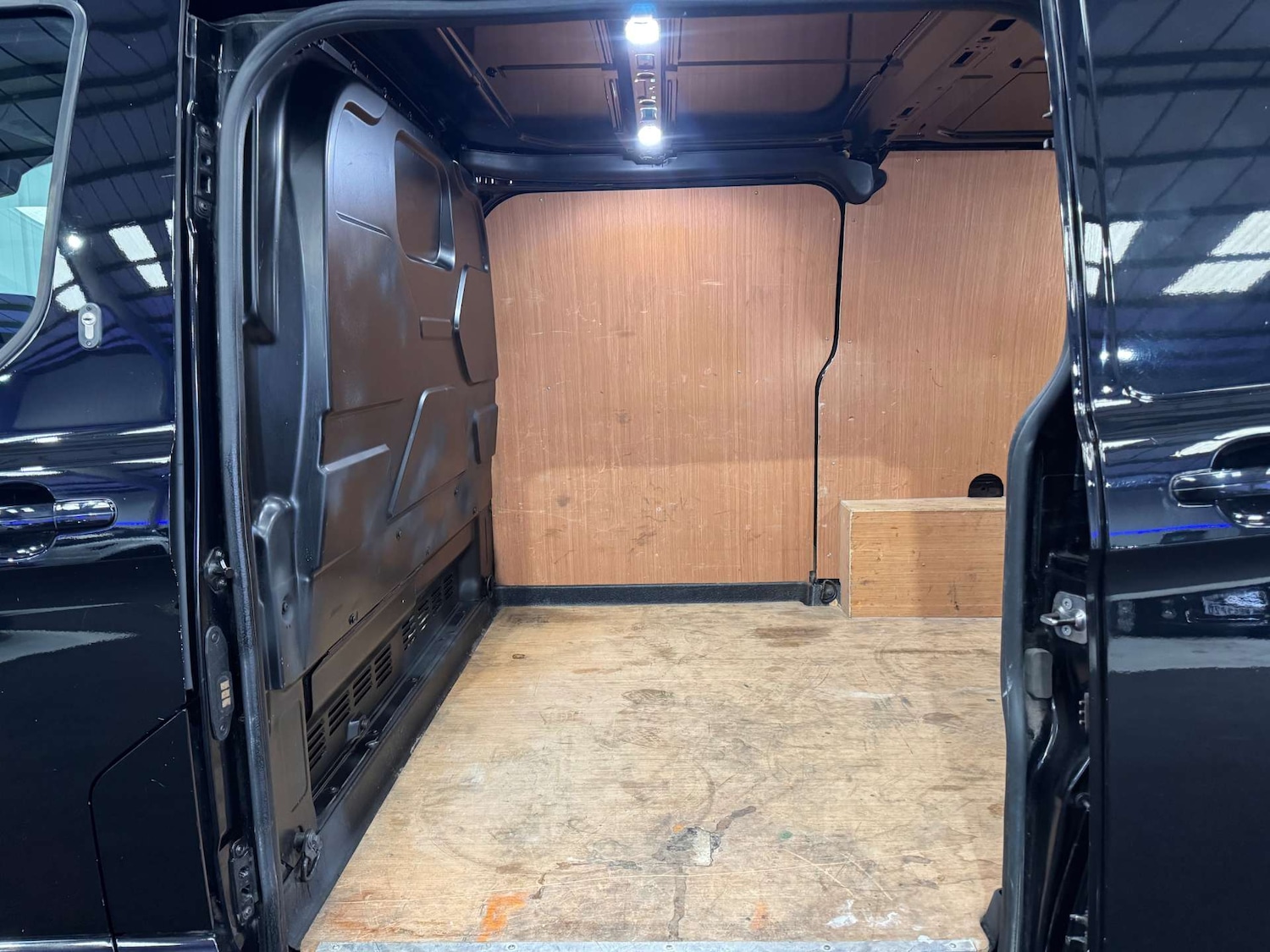 Used Ford Transit Custom 2021 for sale - 77061772: Photo 32