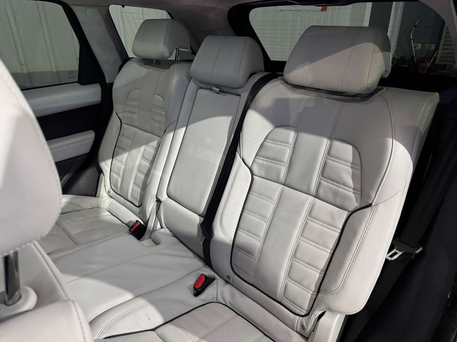 Used Land Rover Range Rover Sport 2015 for sale - 76577485: Photo 40