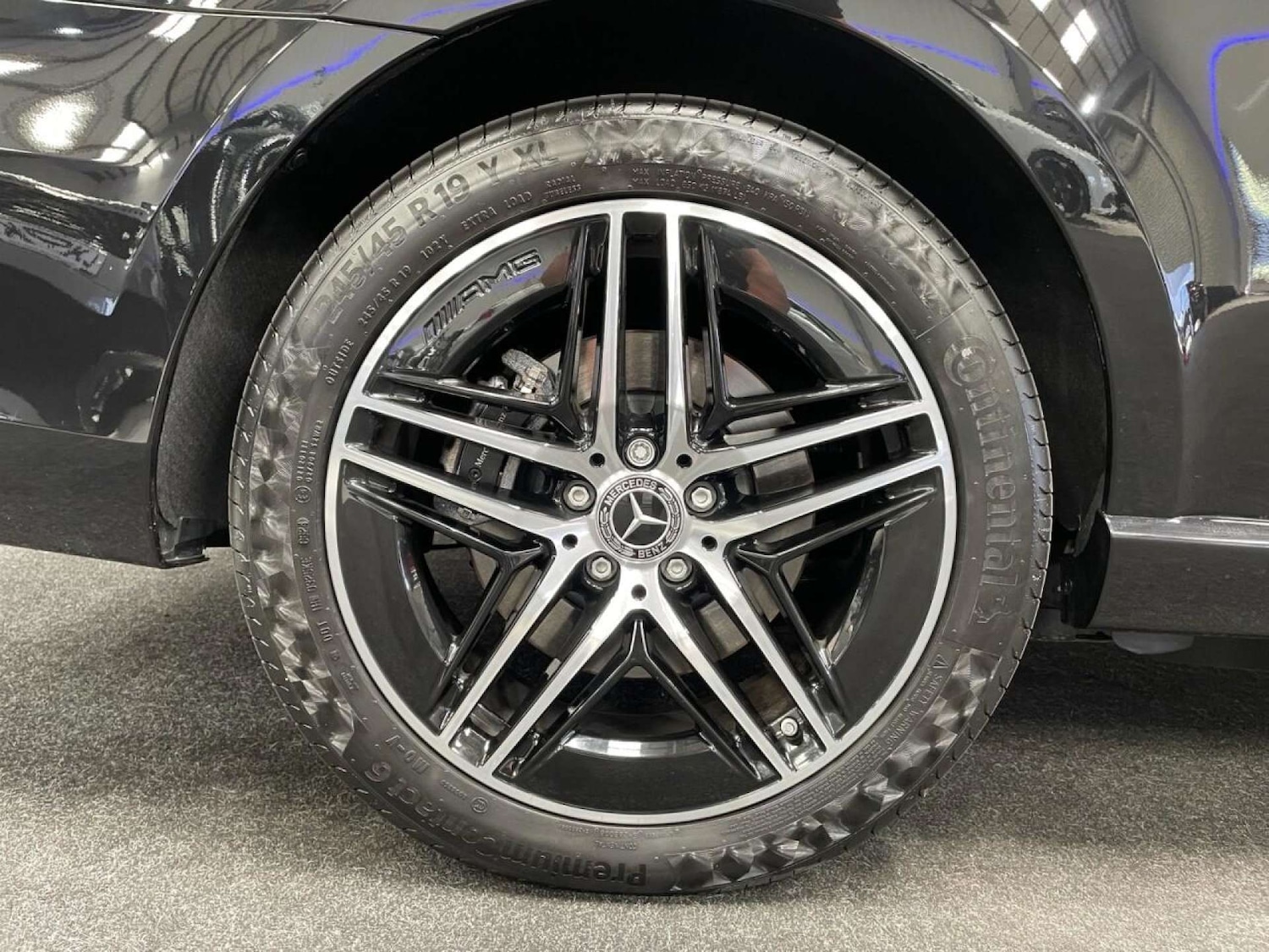 Used Mercedes-Benz V-Class 2024 for sale - 76600715: Photo 17