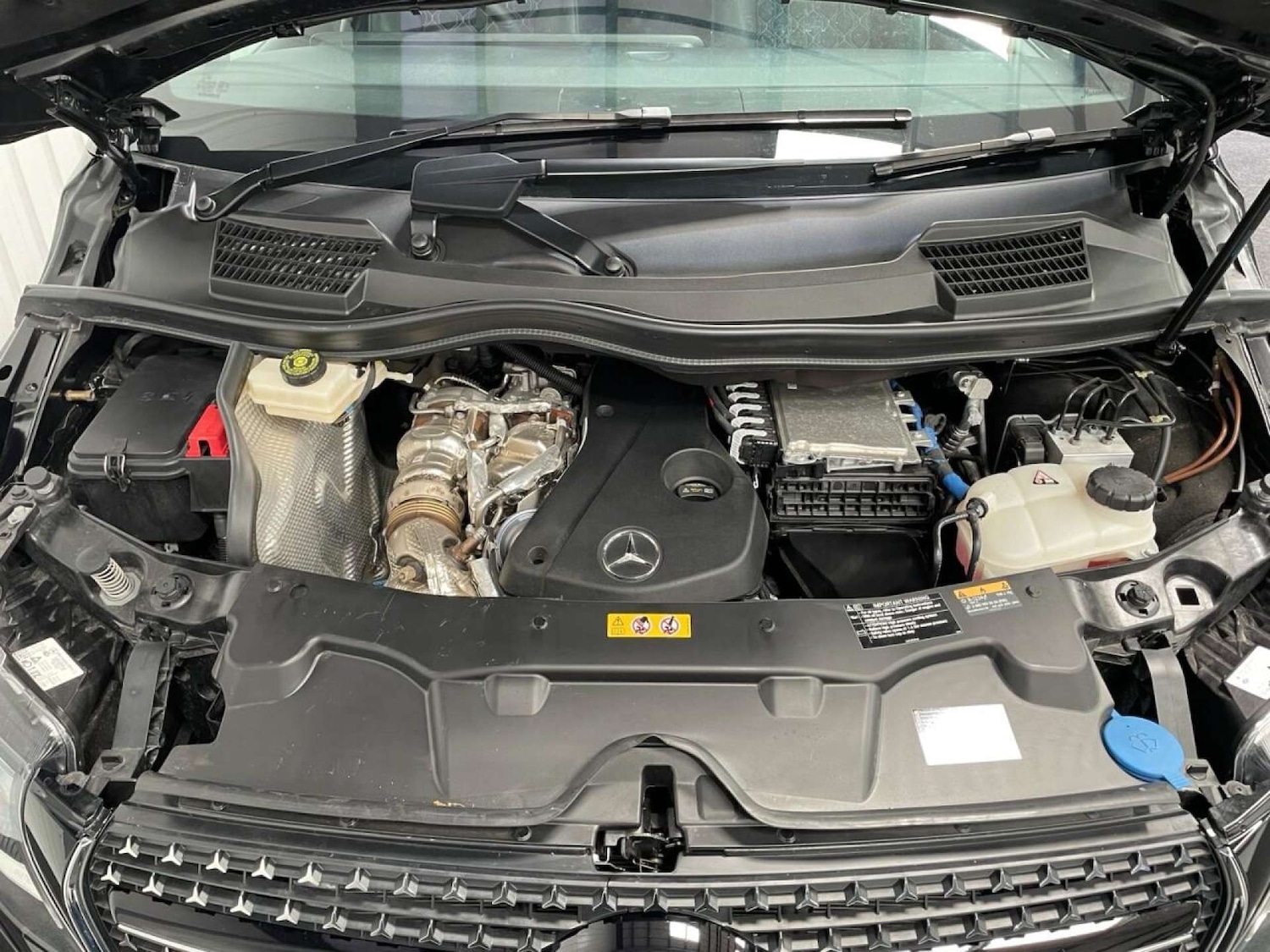 Used Mercedes-Benz V-Class 2024 for sale - 76600715: Photo 26