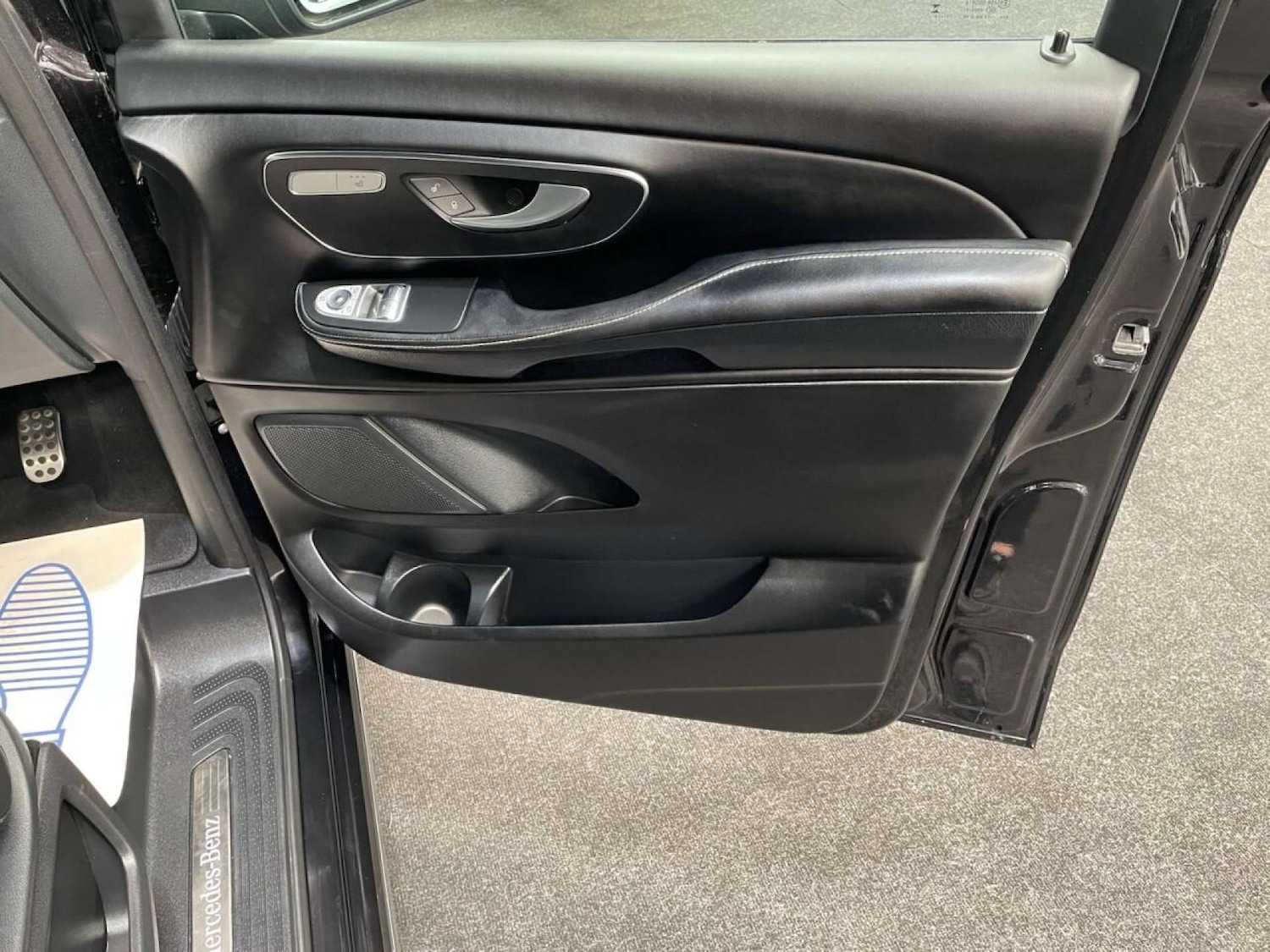 Used Mercedes-Benz V-Class 2024 for sale - 76600715: Photo 33