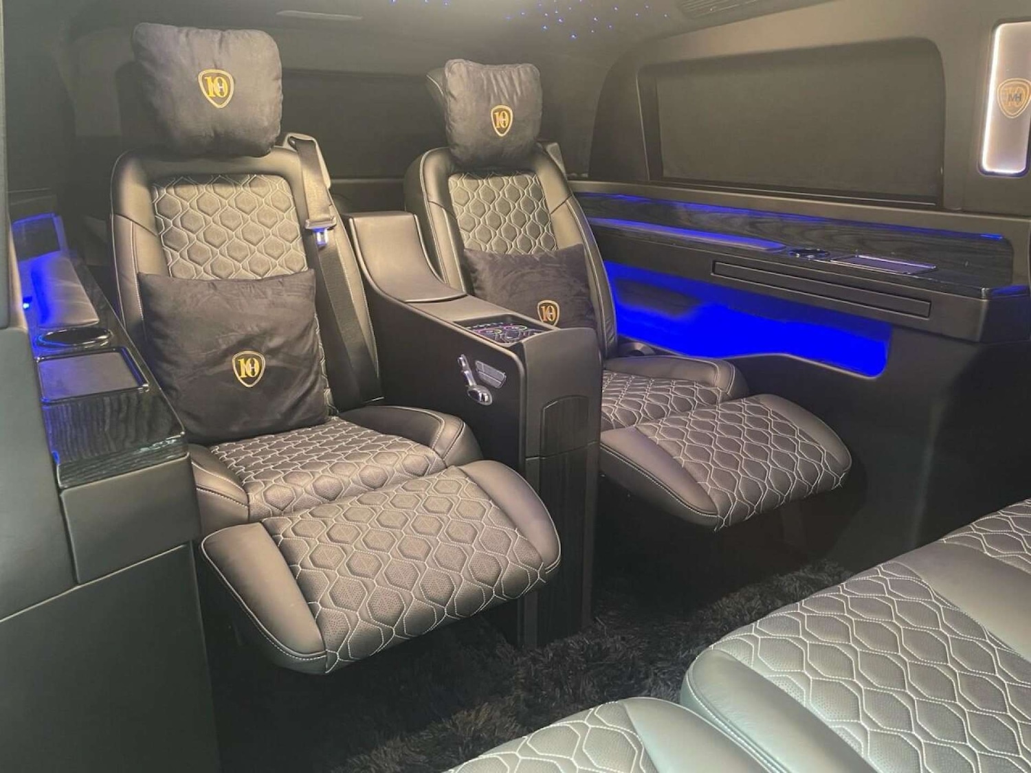 Used Mercedes-Benz V-Class 2024 for sale - 76600715: Photo 35