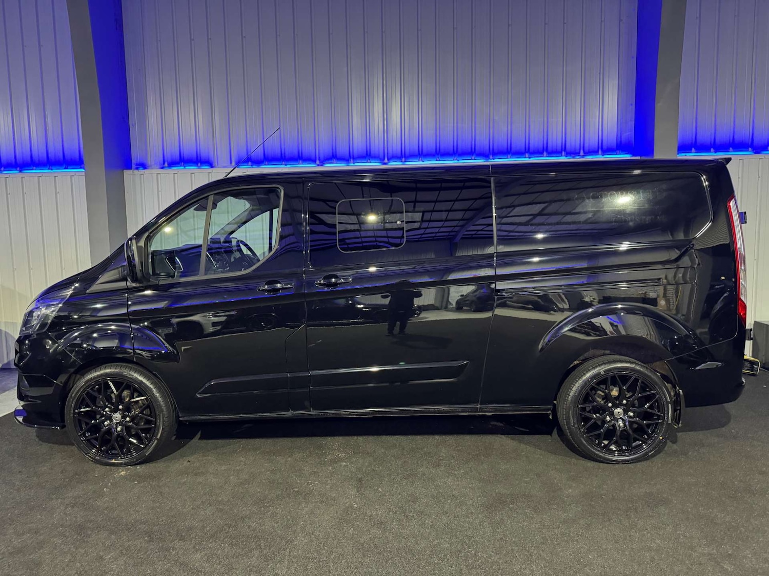 Used Ford Transit Custom 2018 for sale - 77129815: Photo 11