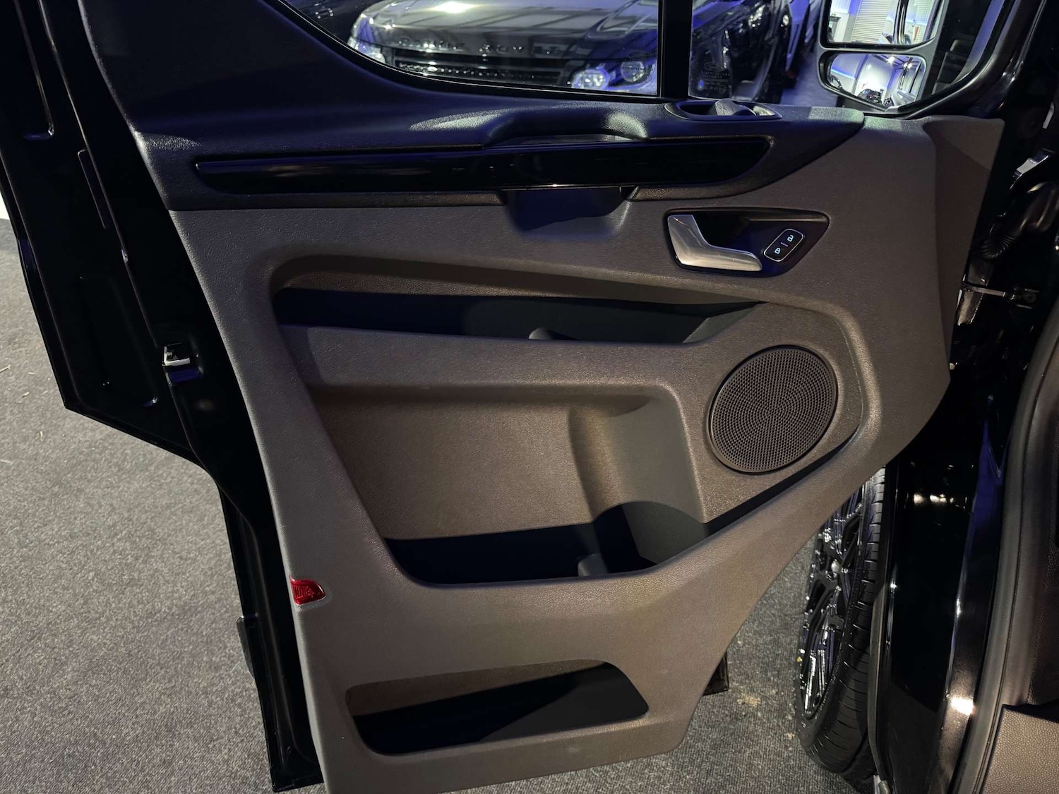 Used Ford Transit Custom 2018 for sale - 77129815: Photo 32