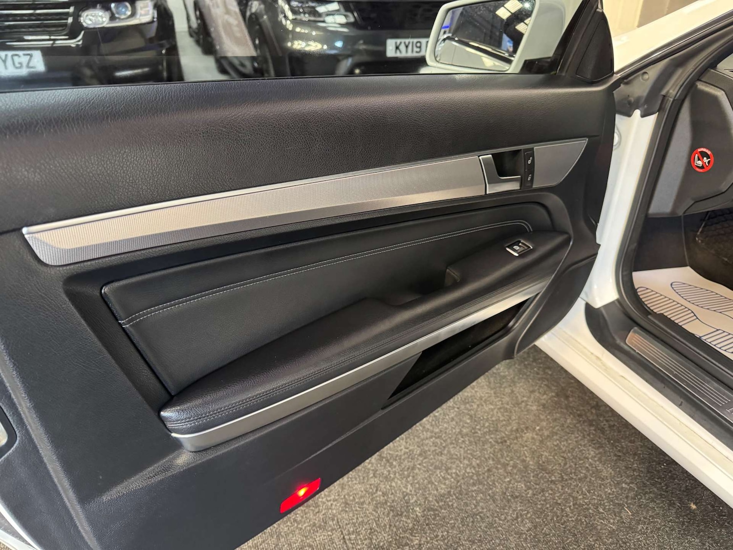 Used Mercedes-Benz E Class 2014 for sale - 77104157: Photo 37