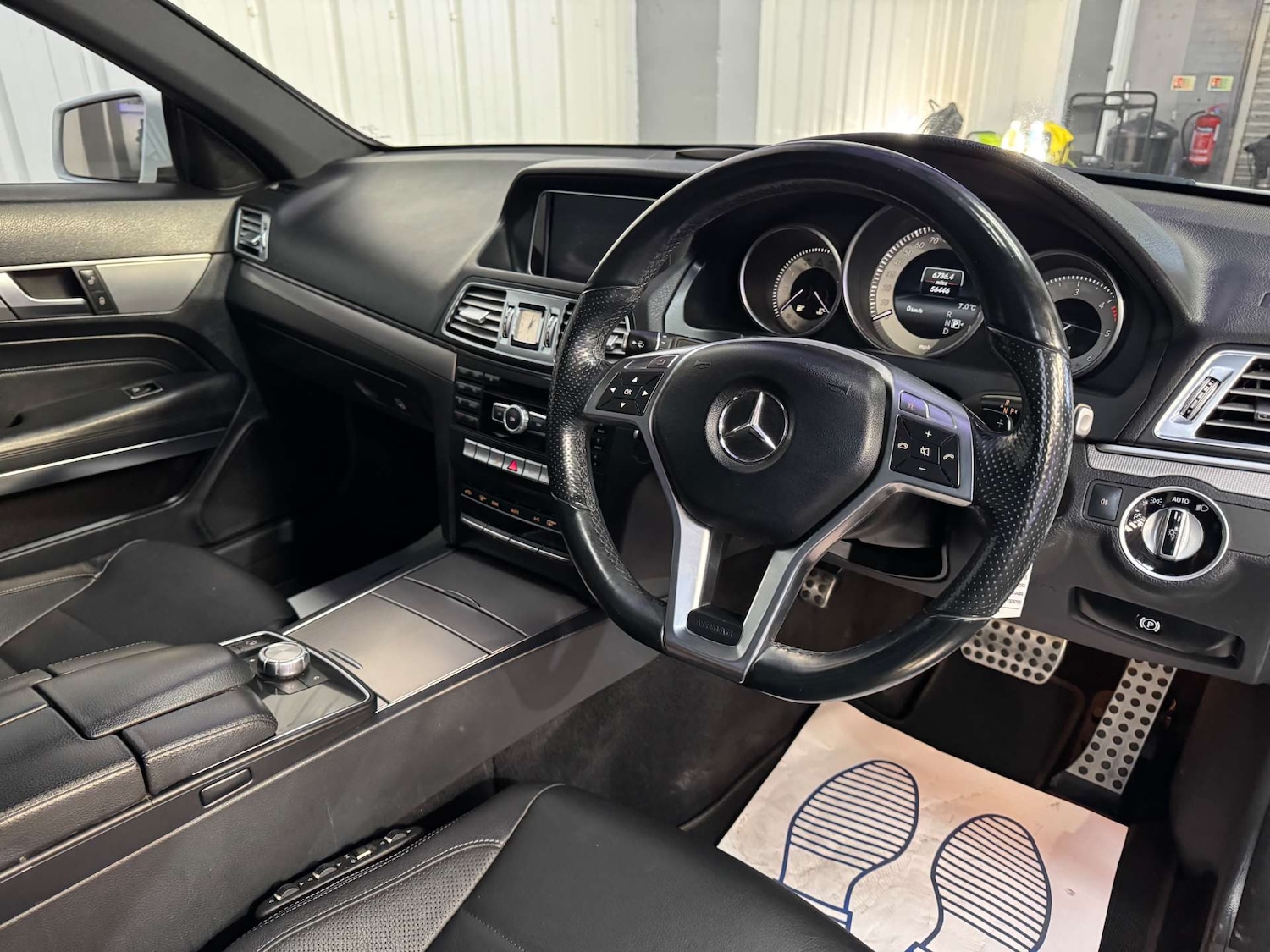 Used Mercedes-Benz E Class 2014 for sale - 77104157: Photo 40