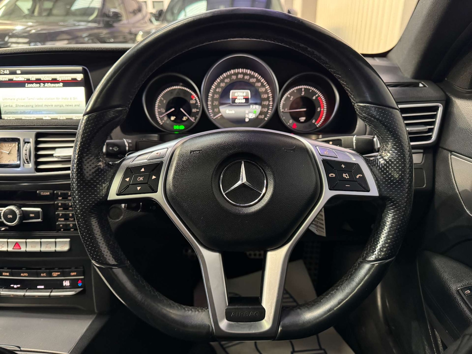 Used Mercedes-Benz E Class 2014 for sale - 77104157: Photo 58