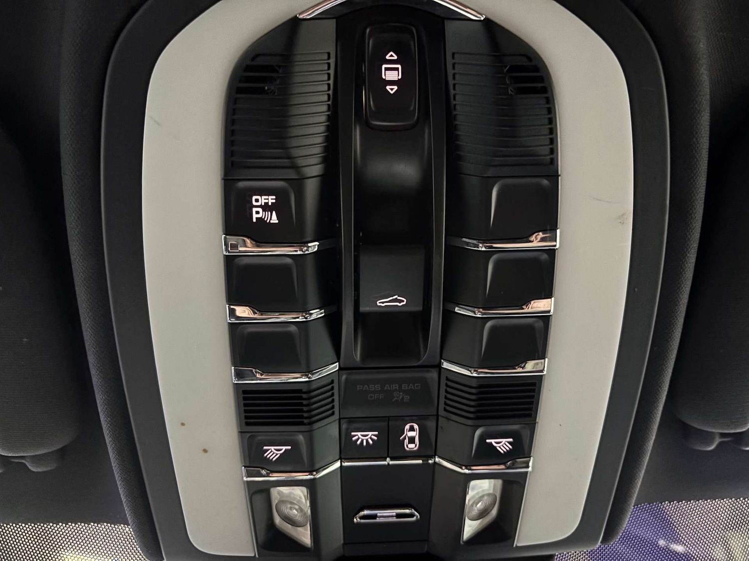 Used Porsche Cayenne 2016 for sale - 76602178: Photo 53