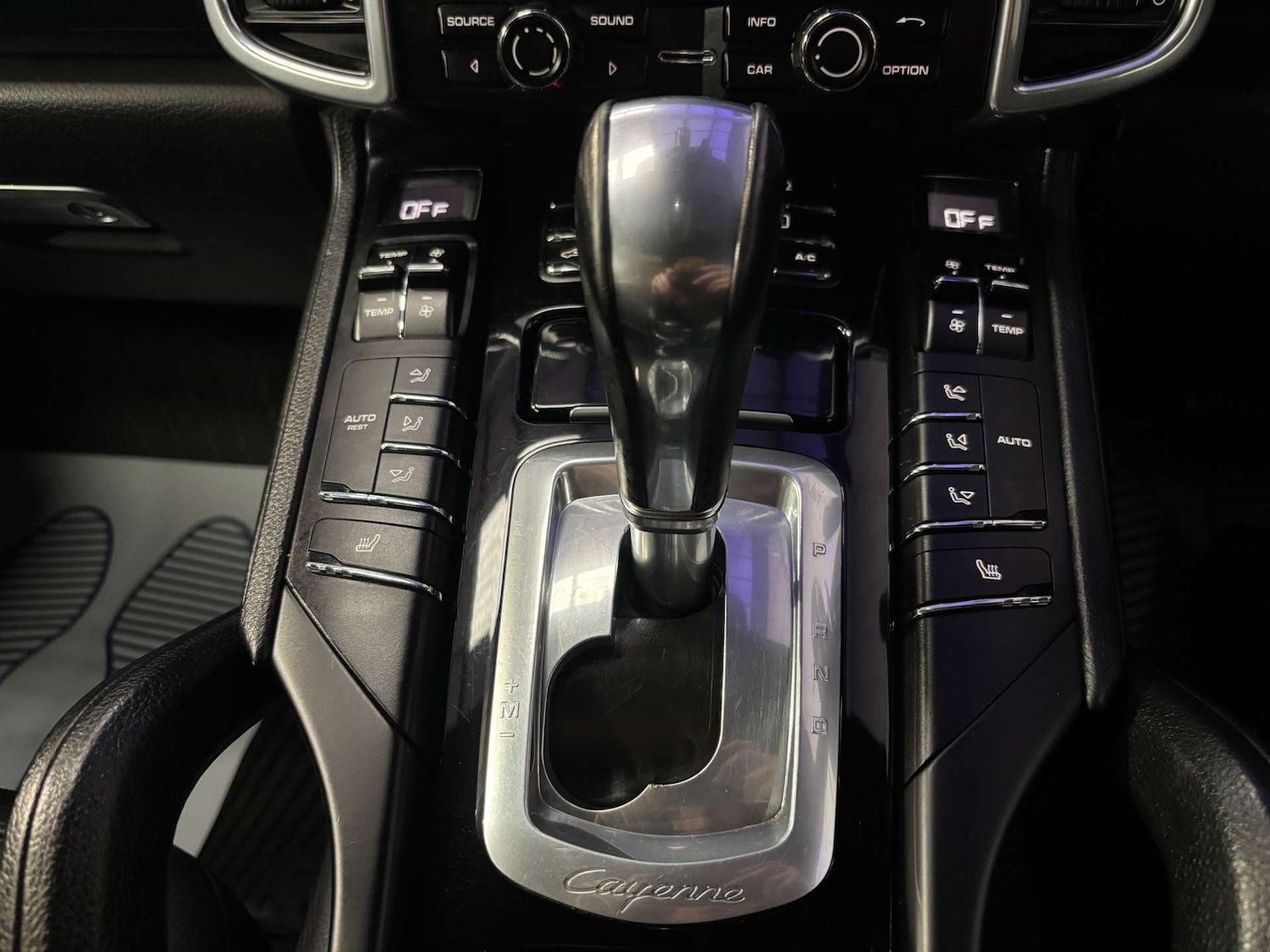 Used Porsche Cayenne 2016 for sale - 76602178: Photo 63