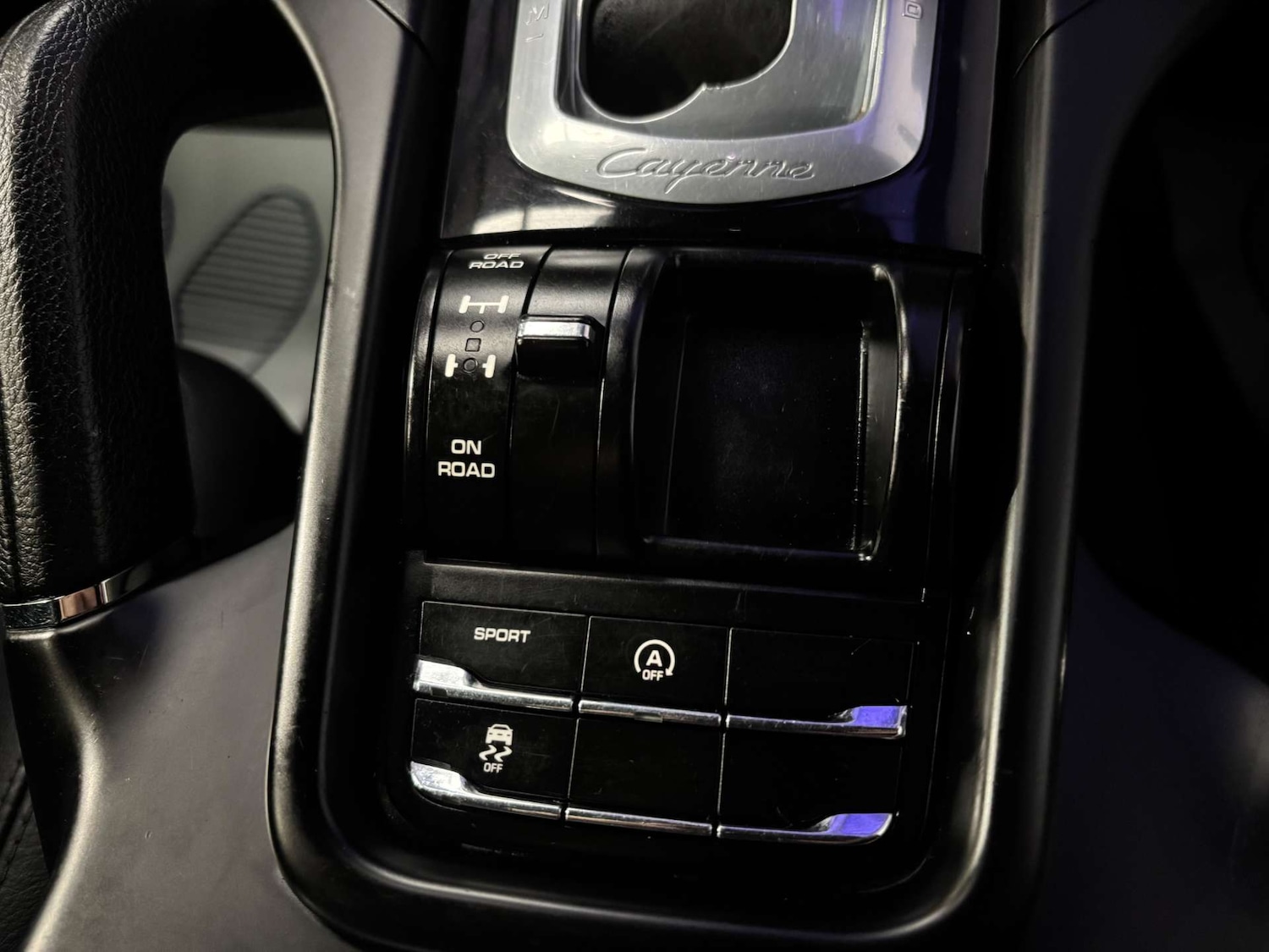 Used Porsche Cayenne 2016 for sale - 76602178: Photo 64