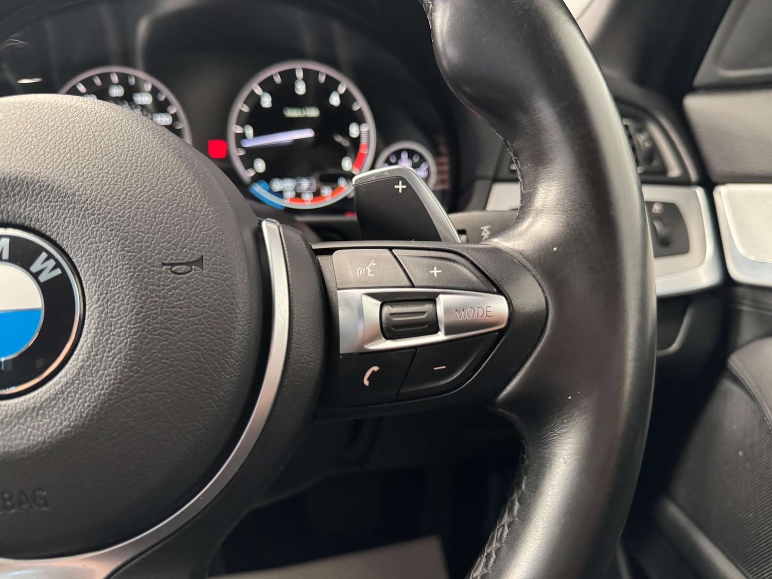 Used BMW 5 Series 2015 for sale - 78176772: Photo 65