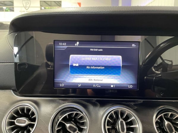 Used Mercedes-Benz E-Class 2018 for sale - 76005406: Photo 41