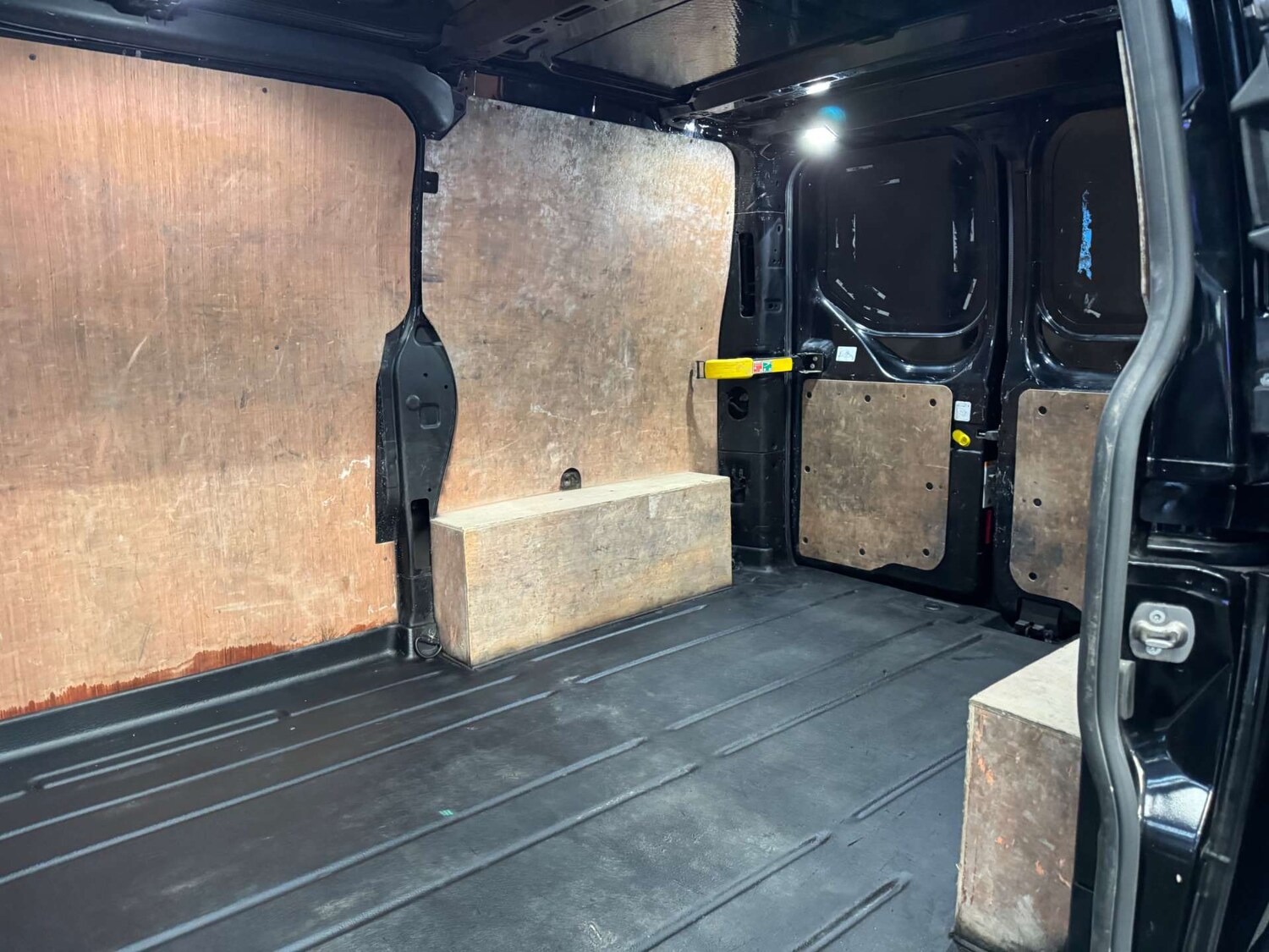 Used Ford Transit Custom 2022 for sale - 77937245: Photo 31