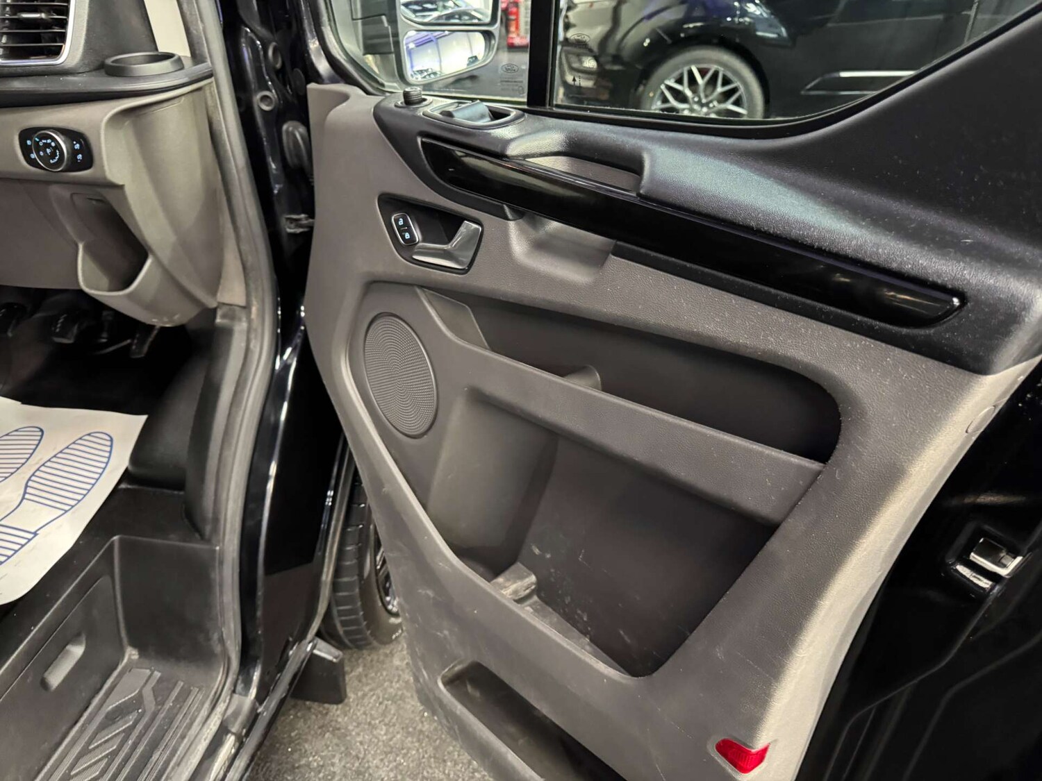 Used Ford Transit Custom 2022 for sale - 77937245: Photo 42