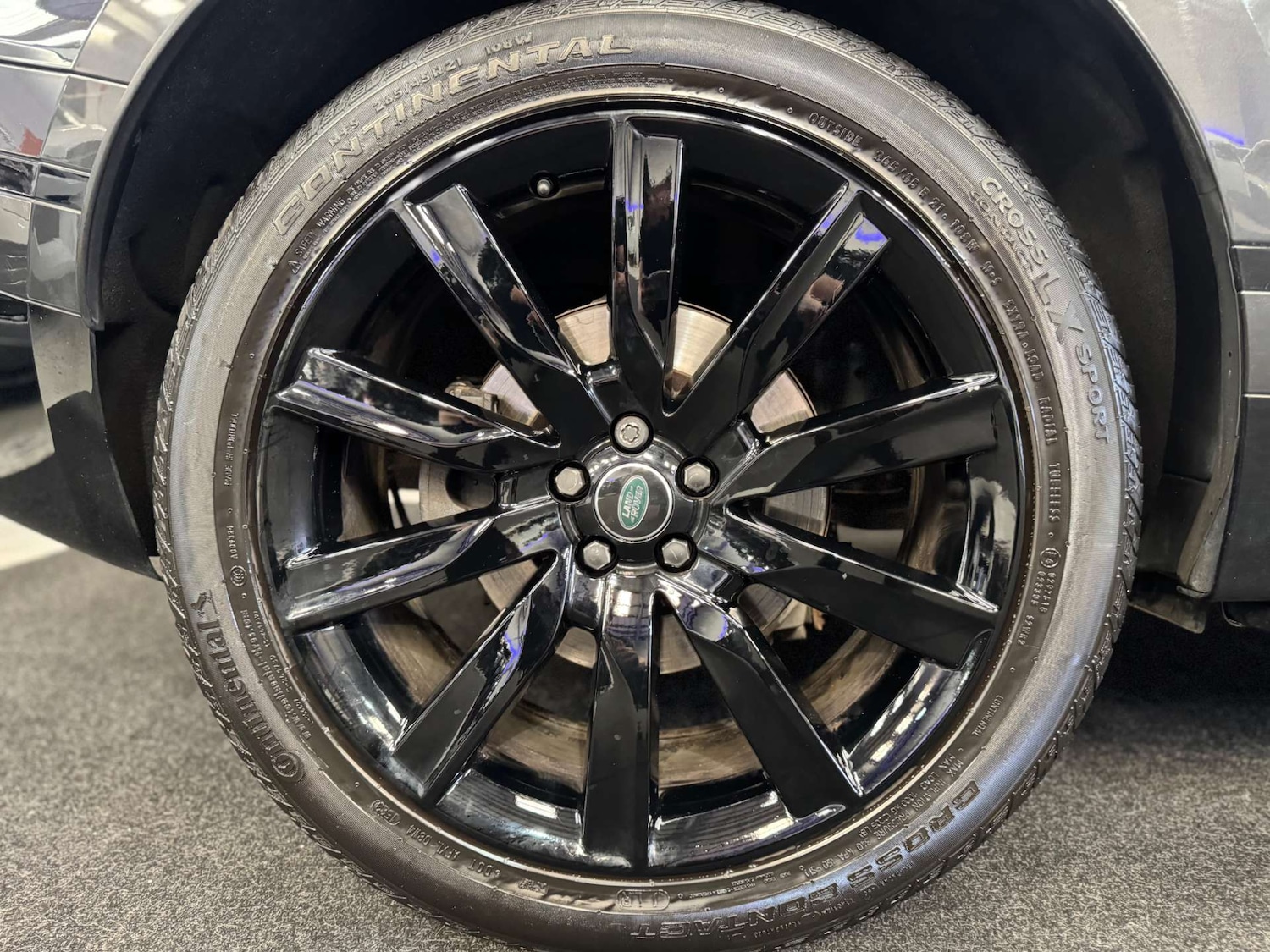 Used Land Rover Range Rover Velar 2018 for sale - 77745516: Photo 24