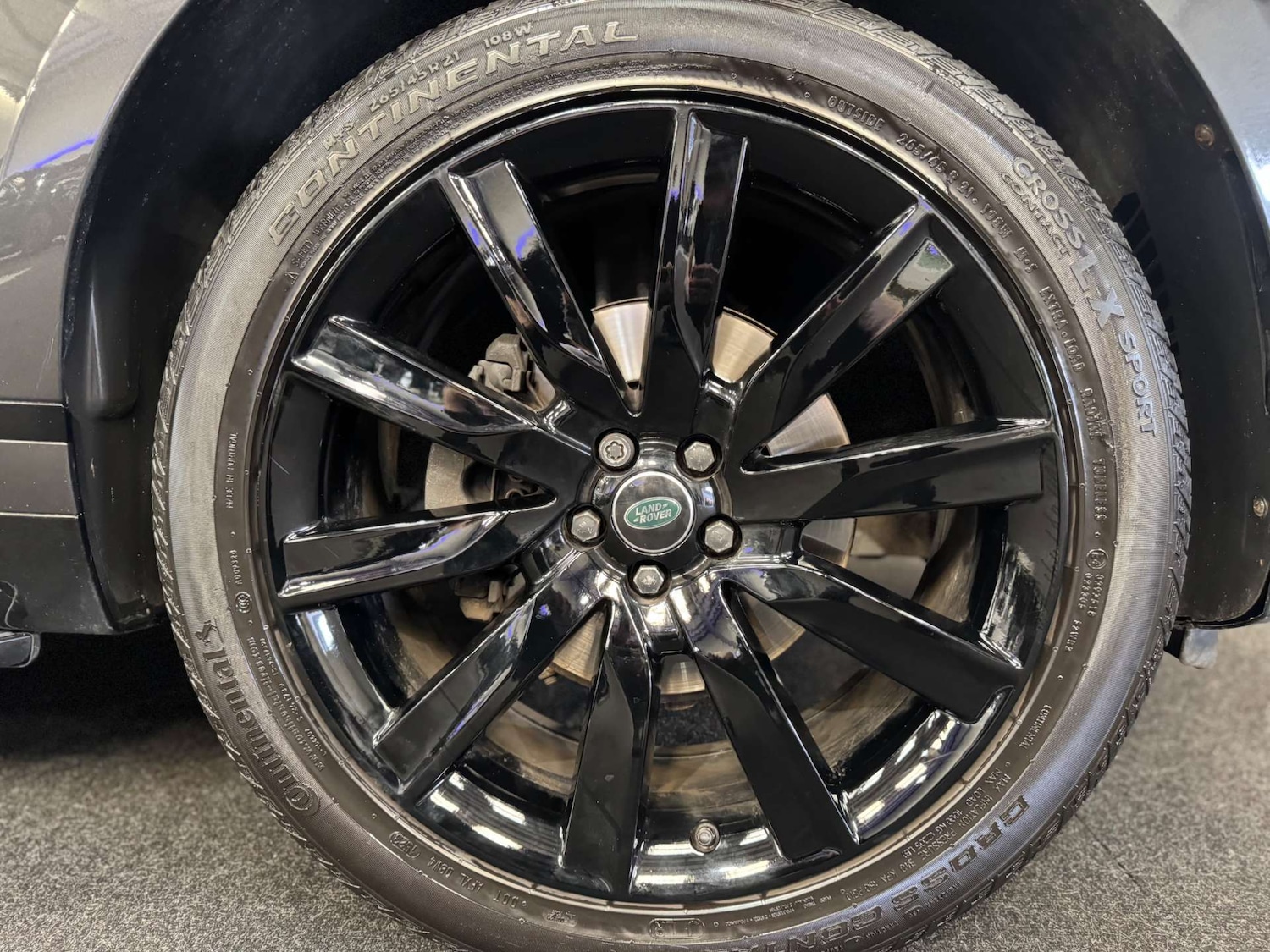 Used Land Rover Range Rover Velar 2018 for sale - 77745516: Photo 26