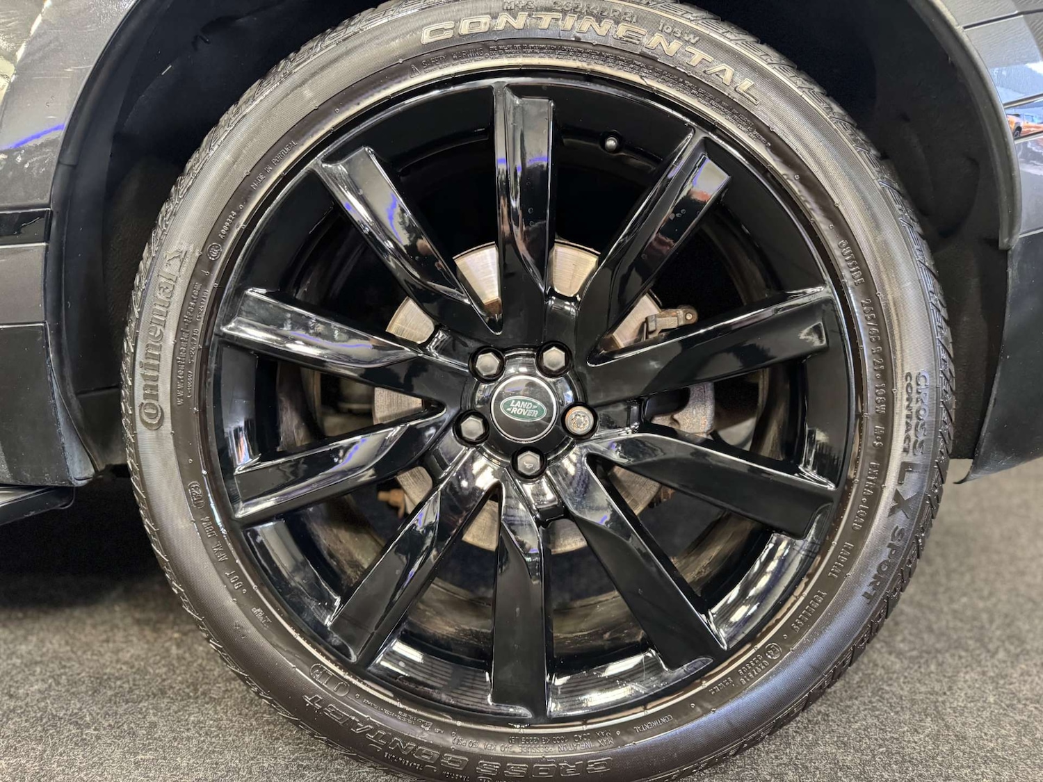 Used Land Rover Range Rover Velar 2018 for sale - 77745516: Photo 30