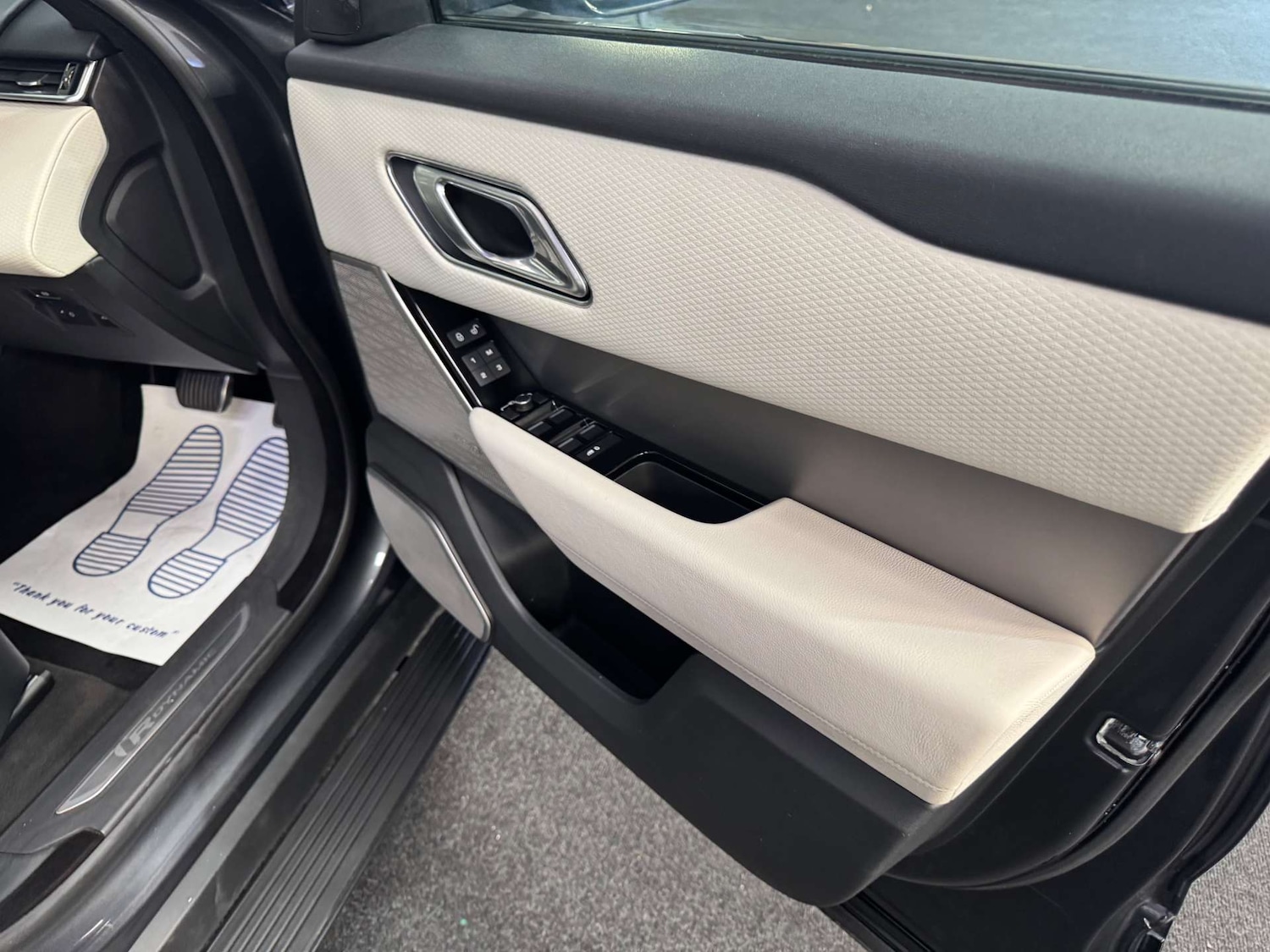 Used Land Rover Range Rover Velar 2018 for sale - 77745516: Photo 54