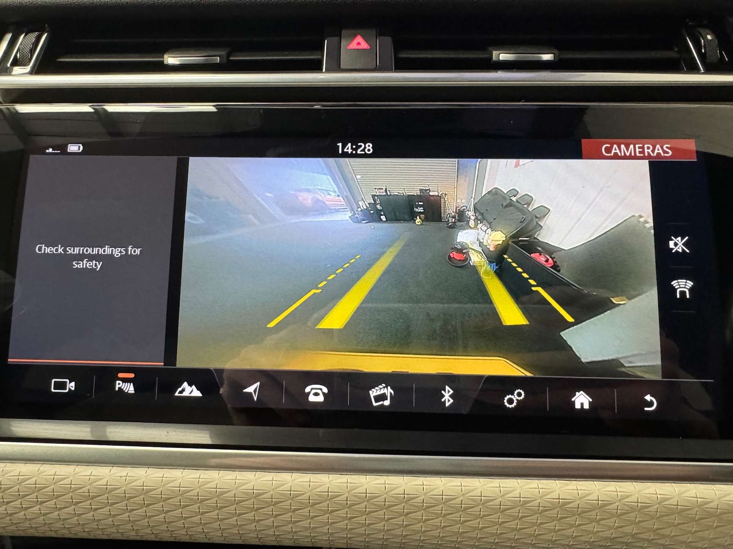 Used Land Rover Range Rover Velar 2018 for sale - 77745516: Photo 64