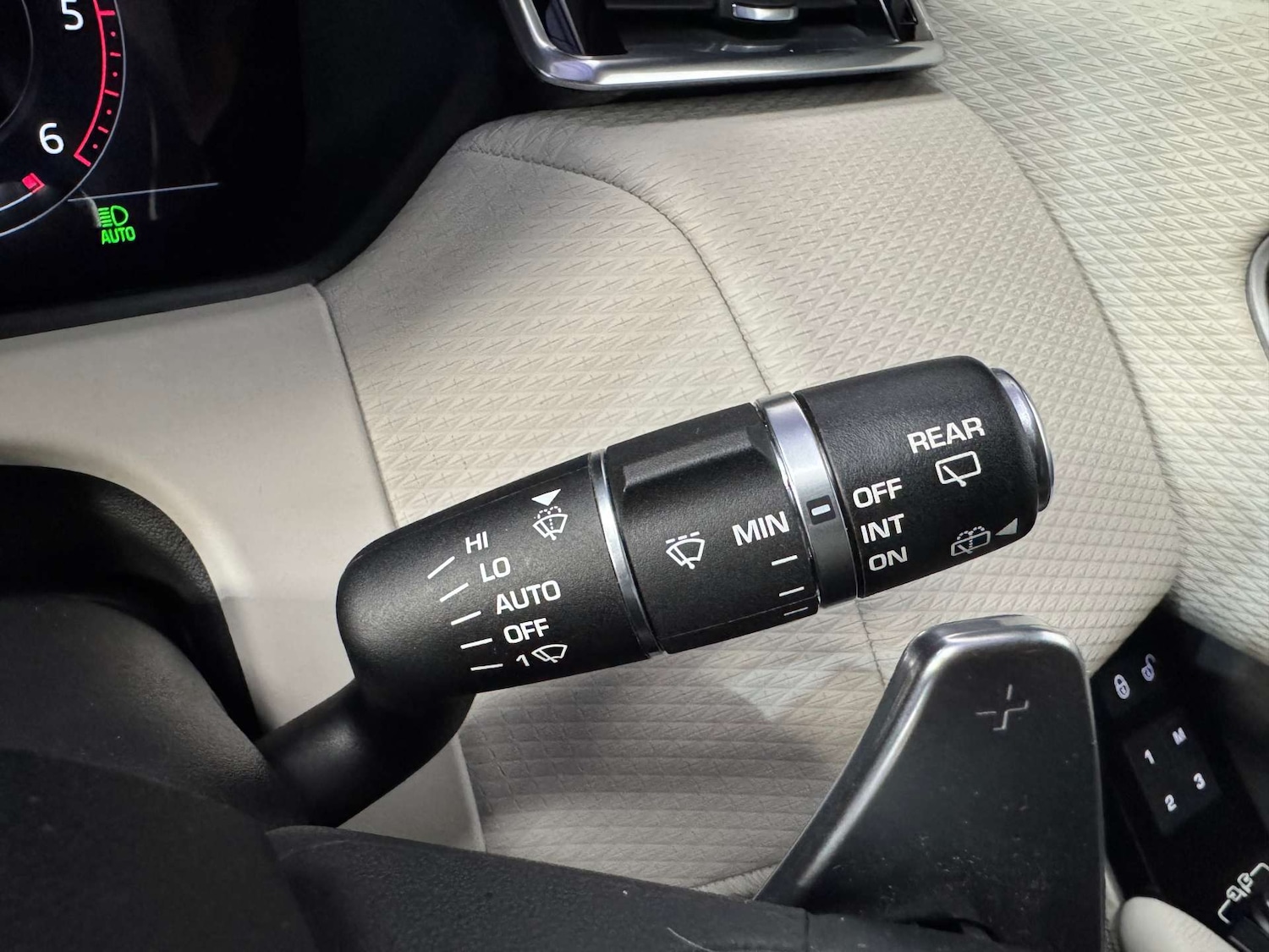 Used Land Rover Range Rover Velar 2018 for sale - 77745516: Photo 77