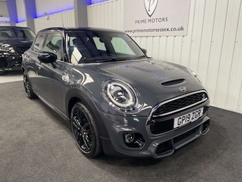 2019 - 2.0 Cooper S Sport Hatchback 5dr Petrol Steptronic Euro 6 (s/s) (192 ps) JO