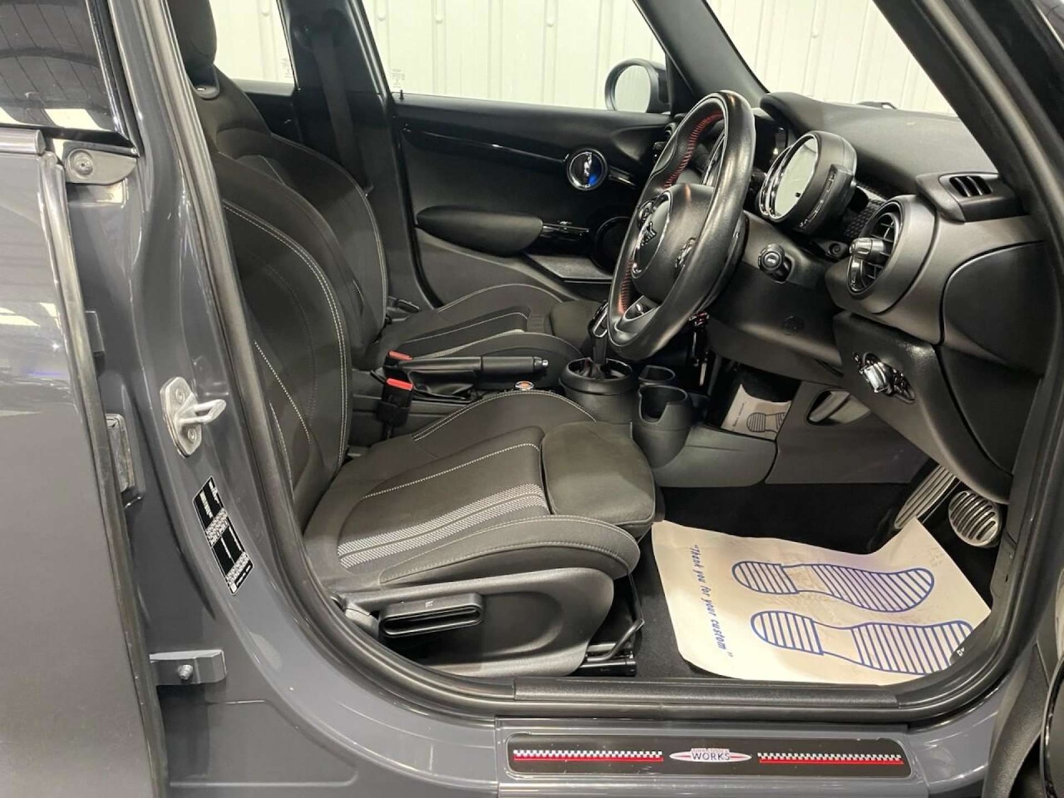 Vehicle 29