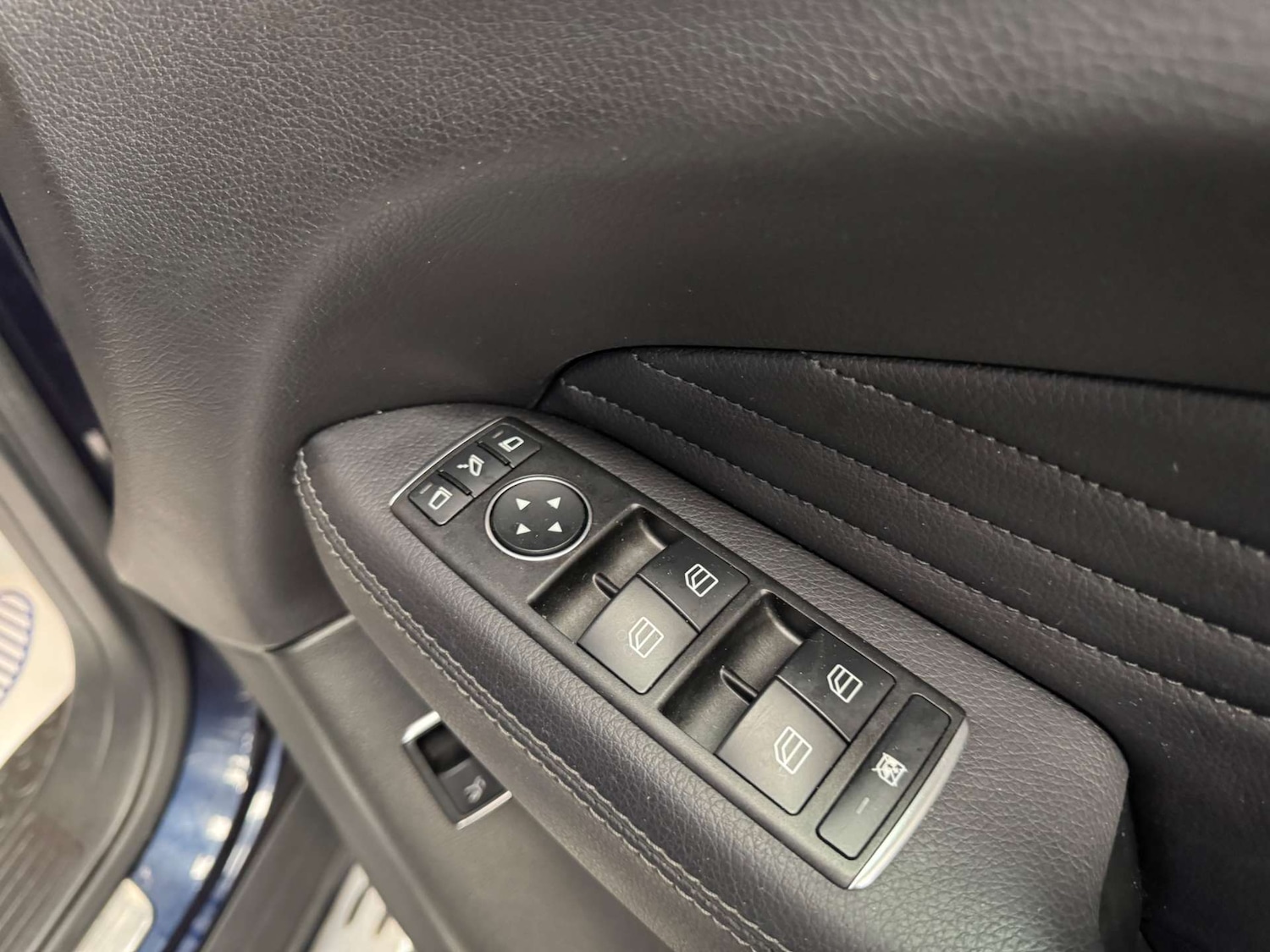 Used Mercedes-Benz GLE 2018 for sale - 77984218: Photo 54