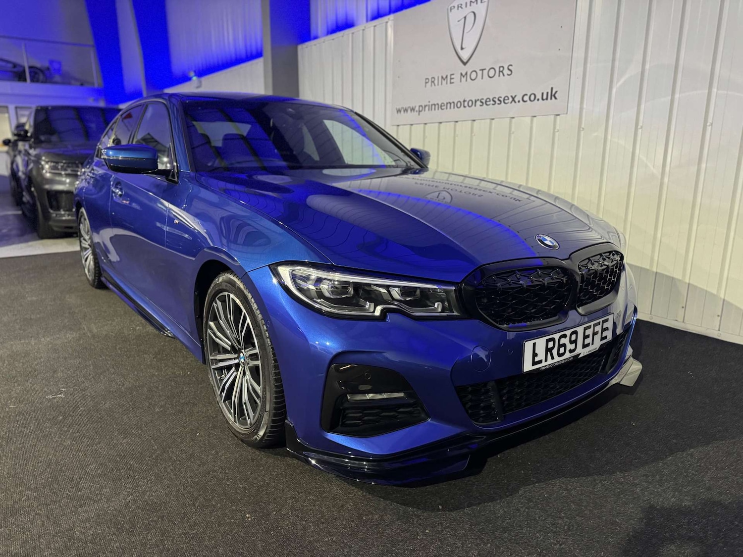 Used BMW 3 Series 2019 for sale - 77207651: Photo 2