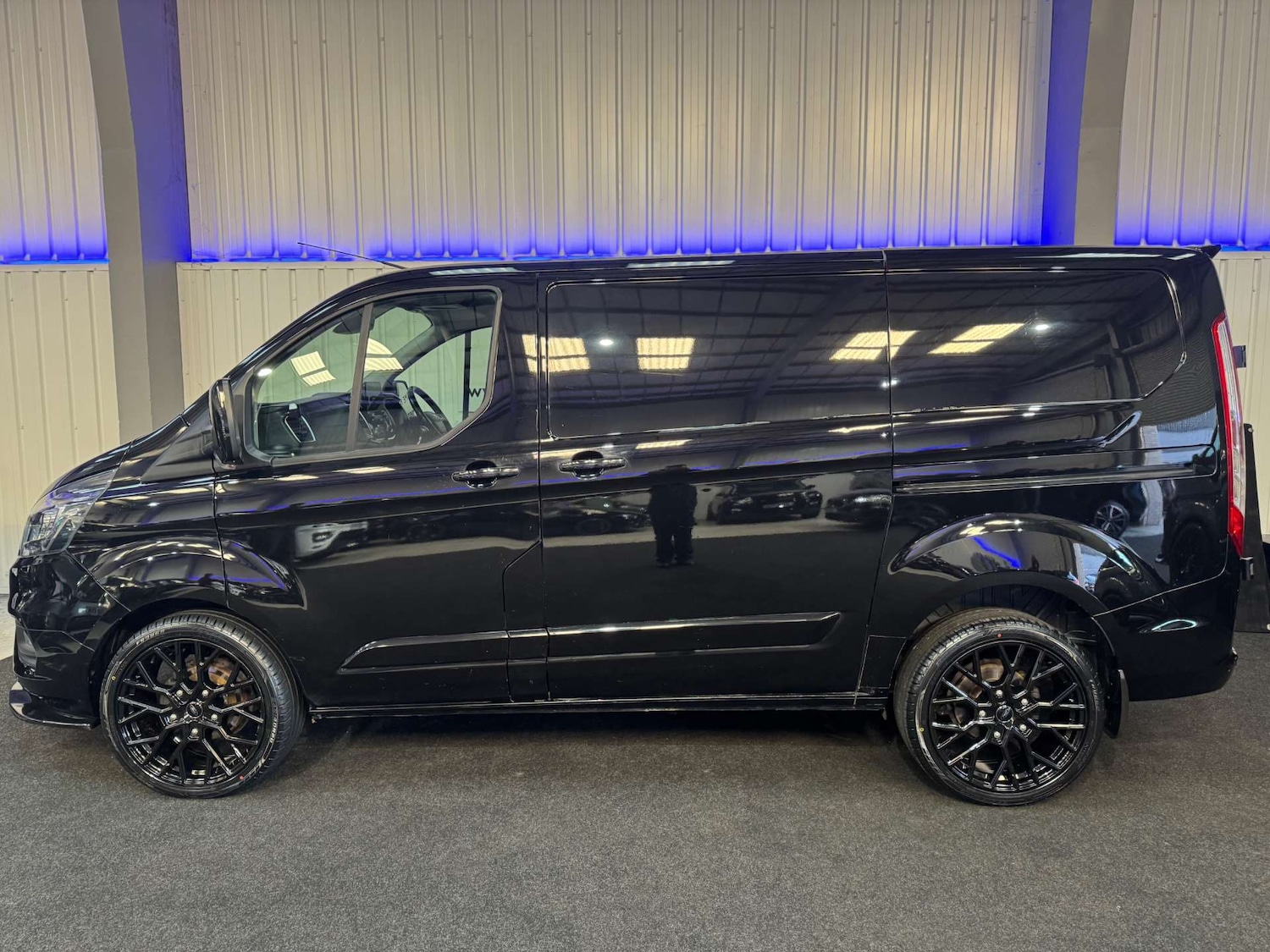 Used Ford Transit Custom 2020 for sale - 76719544: Photo 11