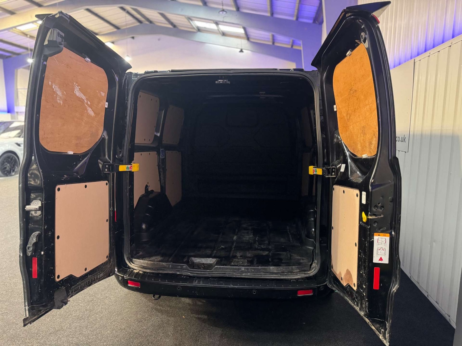 Used Ford Transit Custom 2020 for sale - 76719544: Photo 18