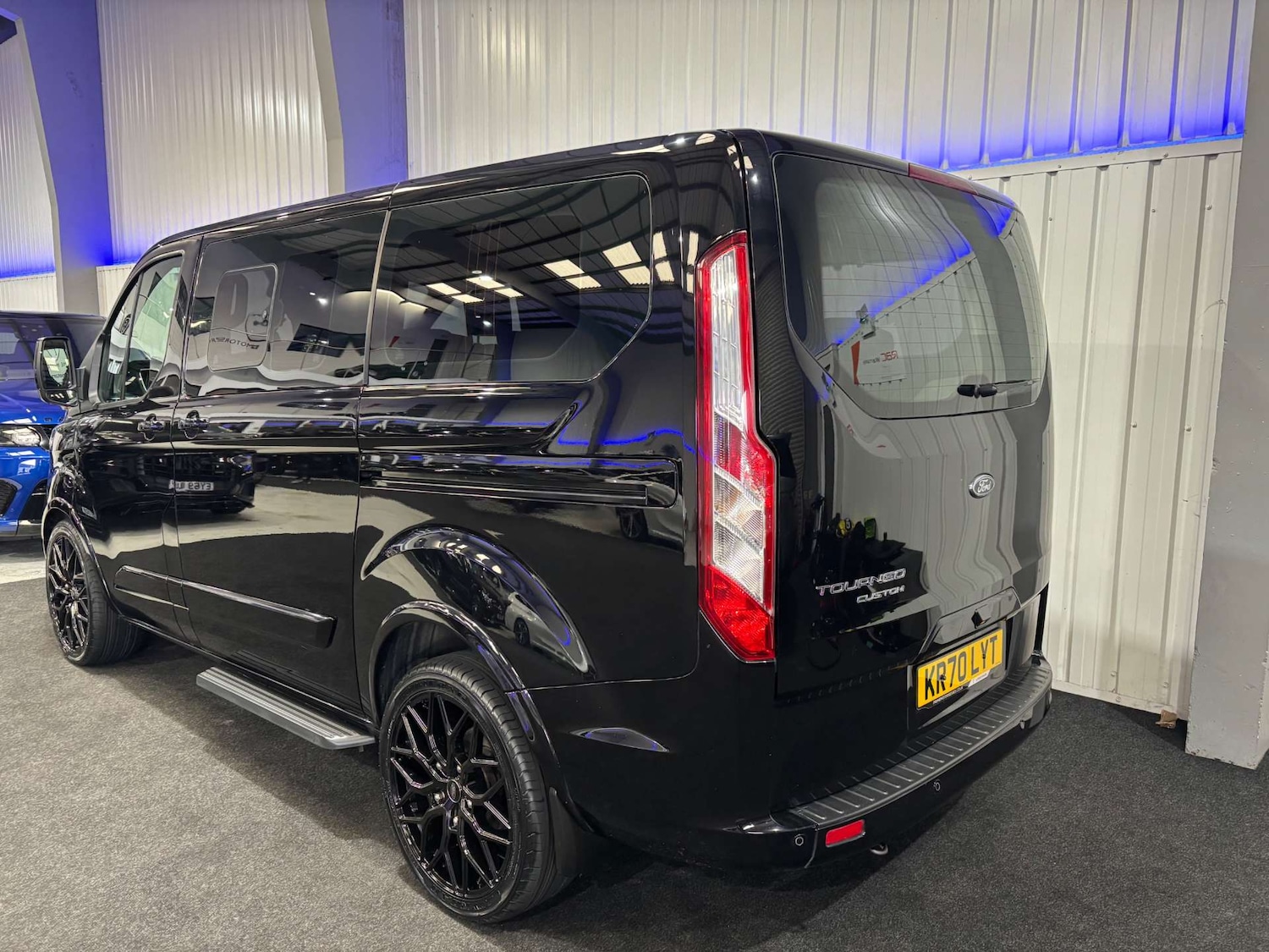 Used Ford Tourneo Custom 2020 for sale - 76611757: Photo 11