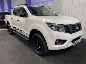 Used Nissan Navara 2020 for sale - 75811095: Photo