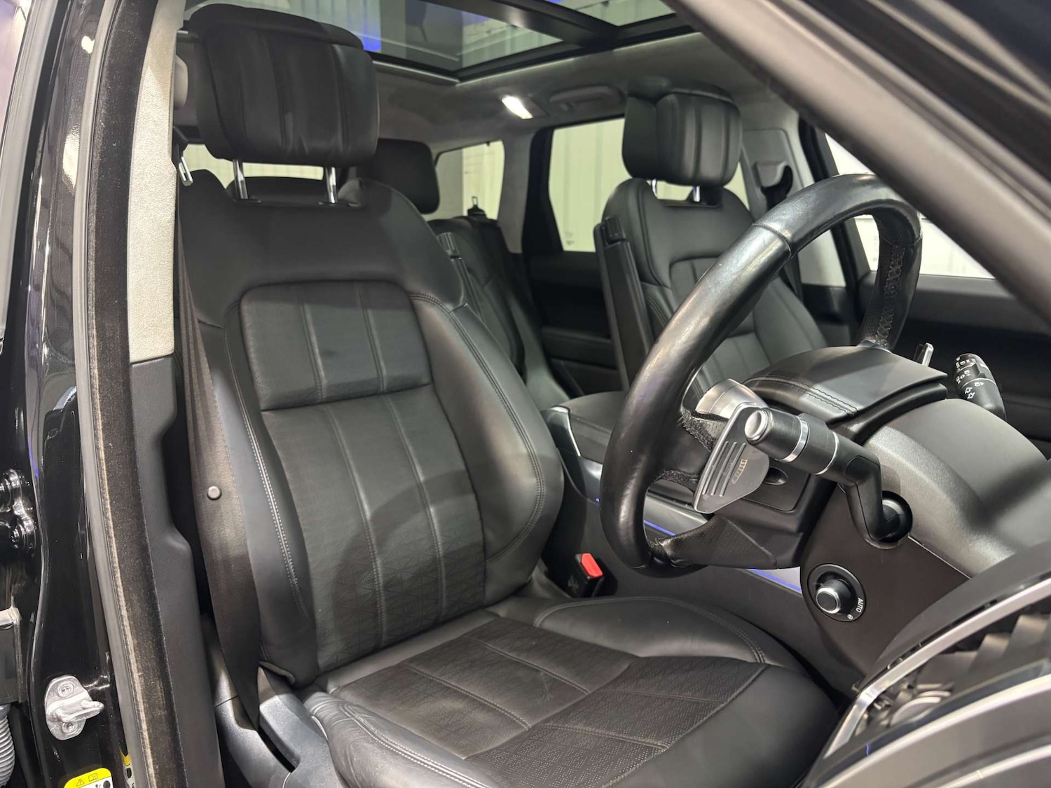 Used Land Rover Range Rover Sport 2018 for sale - 76263499: Photo 43