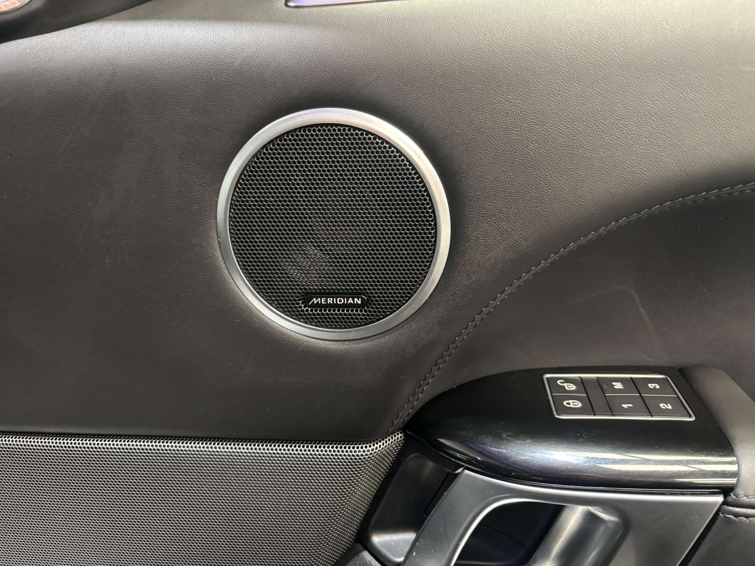 Used Land Rover Range Rover Sport 2018 for sale - 76263499: Photo 46