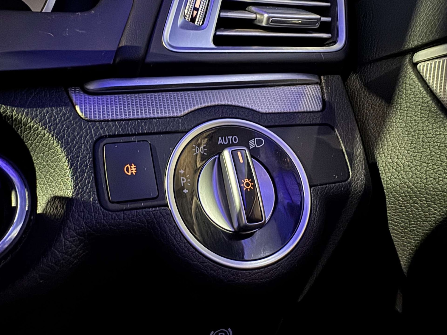 Used Mercedes-Benz E Class 2014 for sale - 77301679: Photo 62