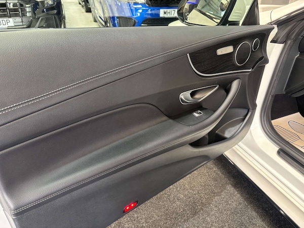 Used Mercedes-Benz E-Class 2018 for sale - 76172793: Photo 34
