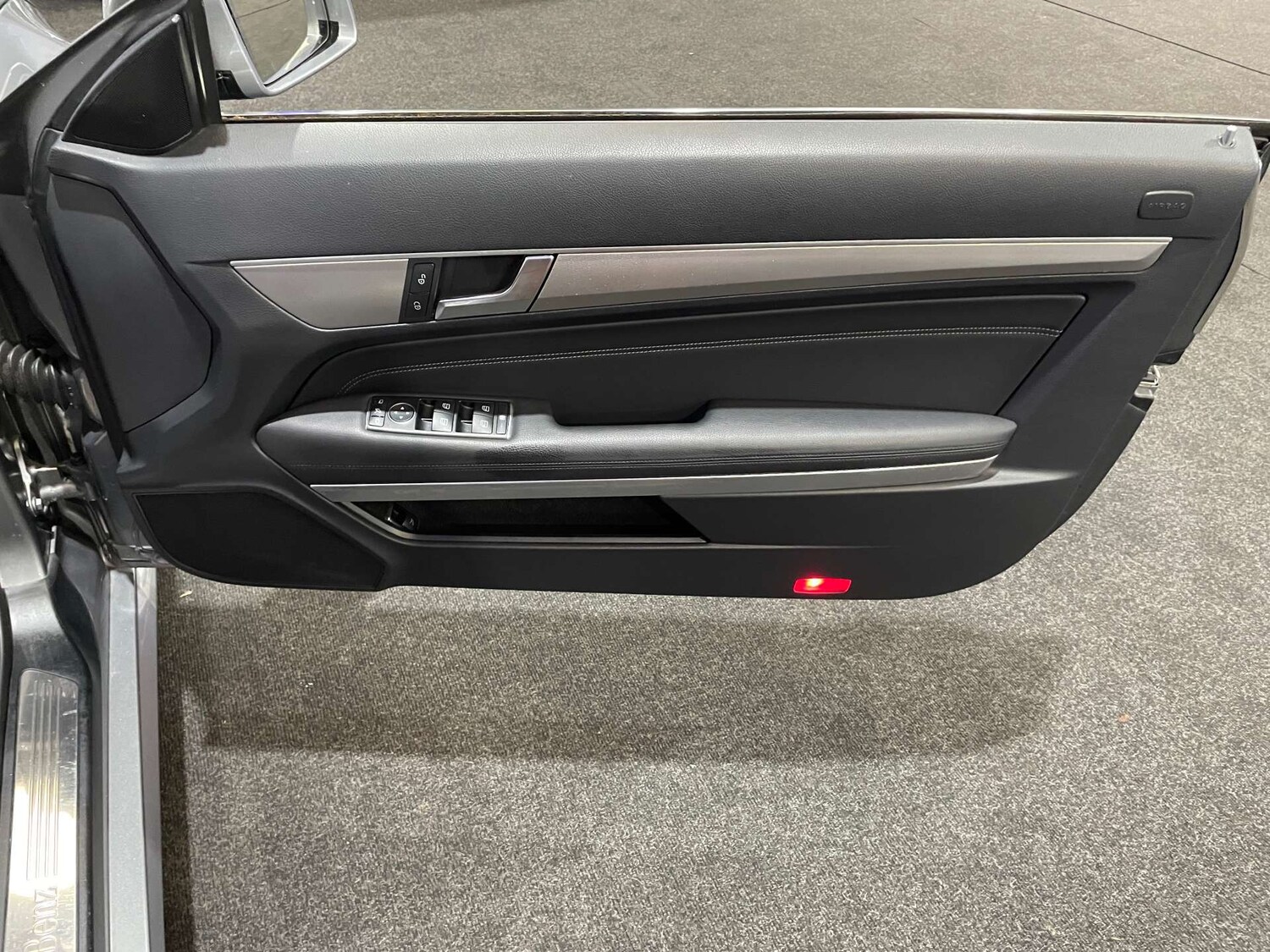 Used Mercedes-Benz E Class 2014 for sale - 76601220: Photo 40