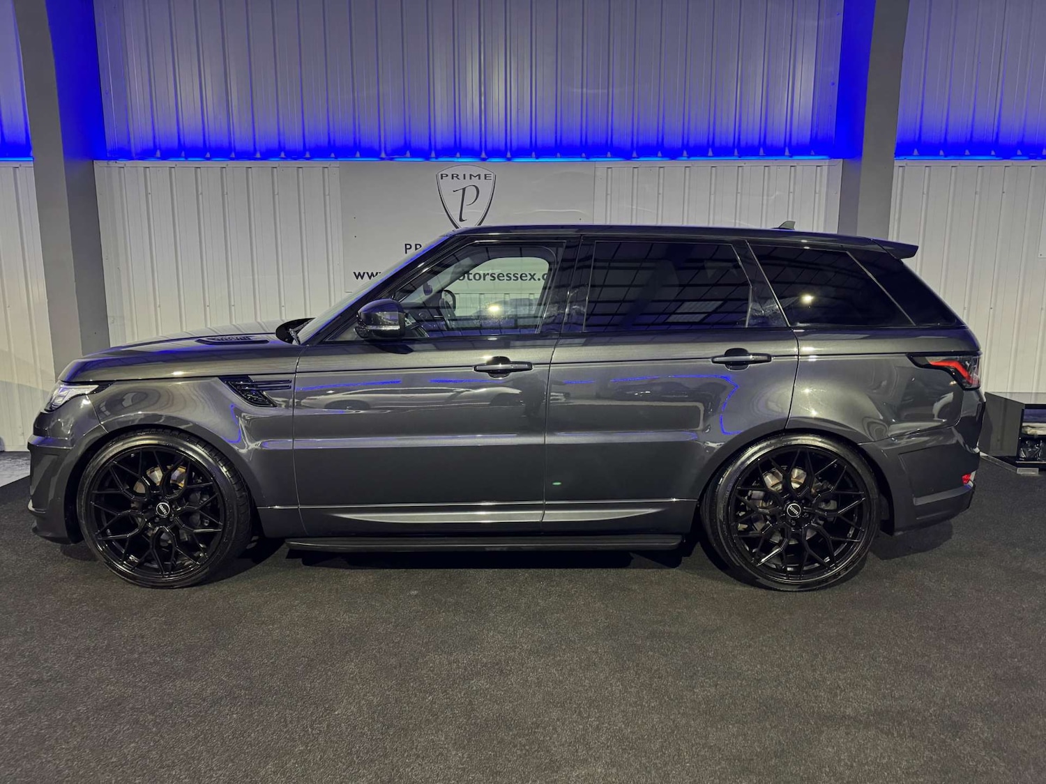 Used Land Rover Range Rover Sport 2016 for sale - 76493618: Photo 11