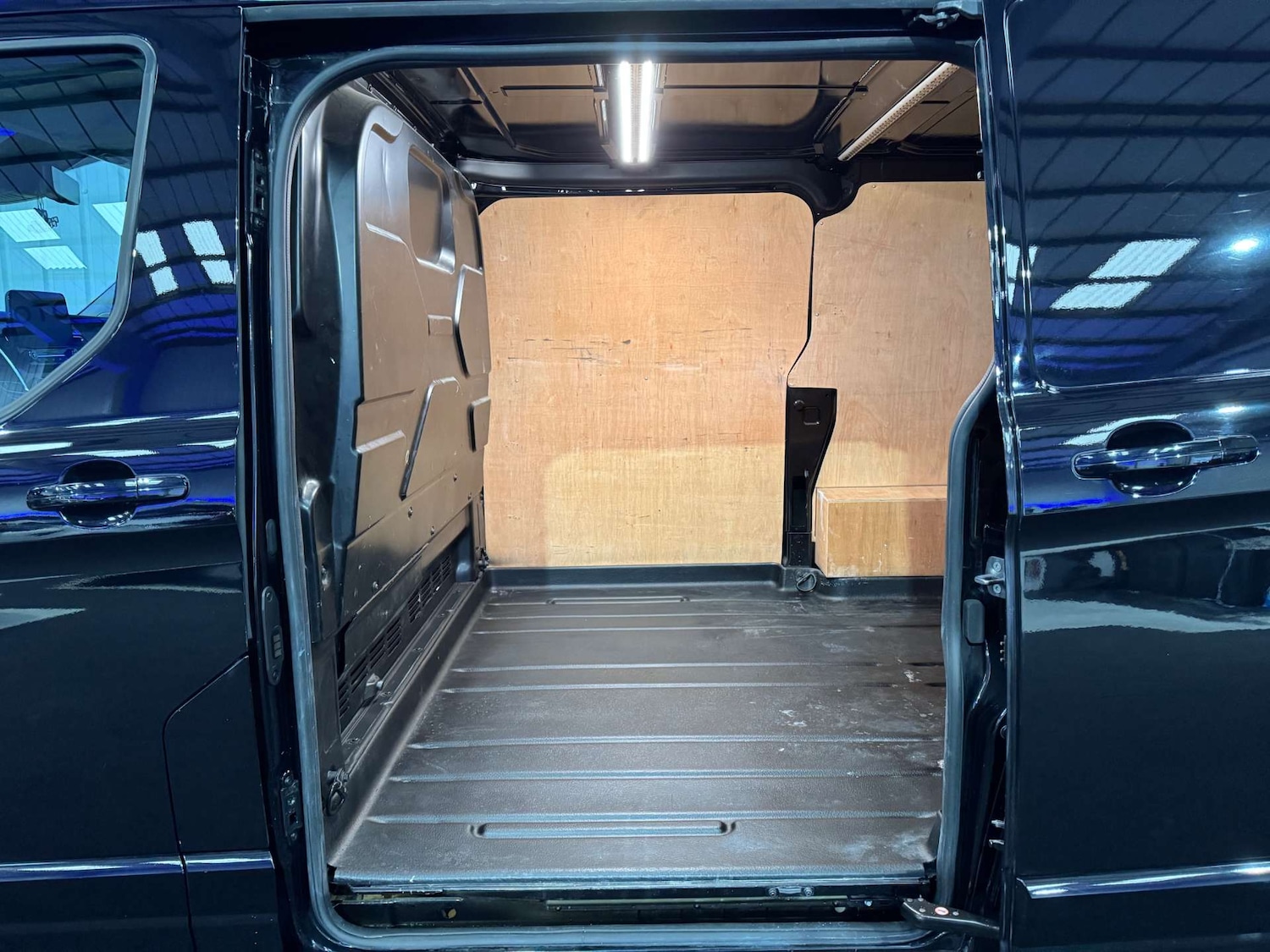 Used Ford Transit Custom 2023 for sale - 76829807: Photo 31