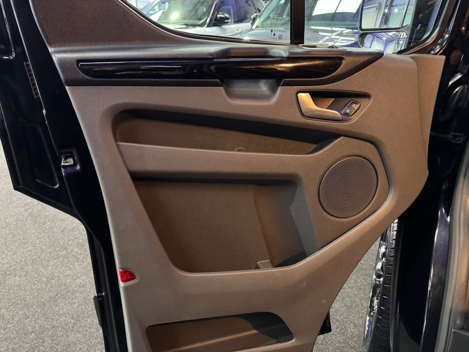 Used Ford Transit Custom 2023 for sale - 76829807: Photo 35