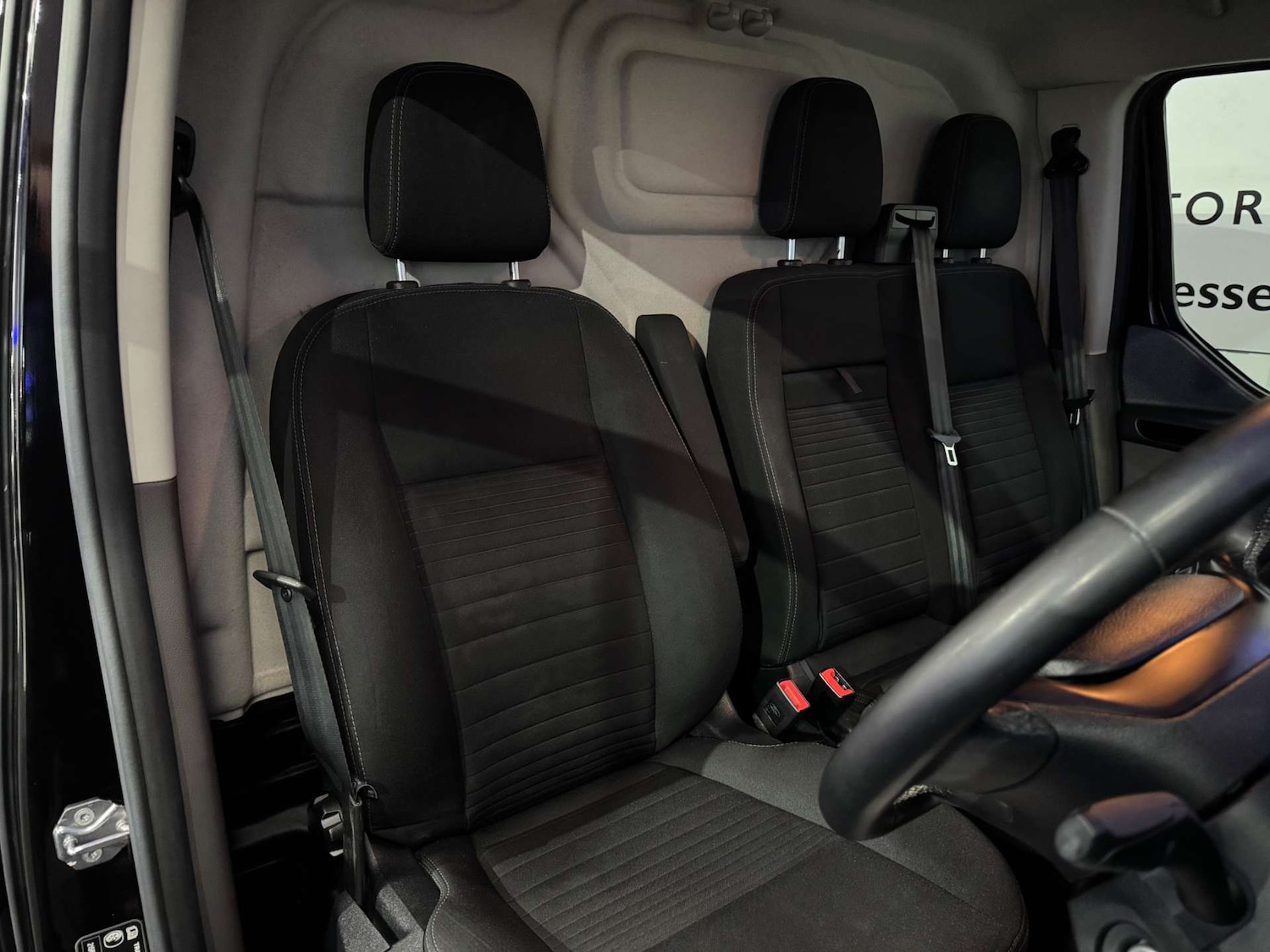 Used Ford Transit Custom 2023 for sale - 76829807: Photo 37