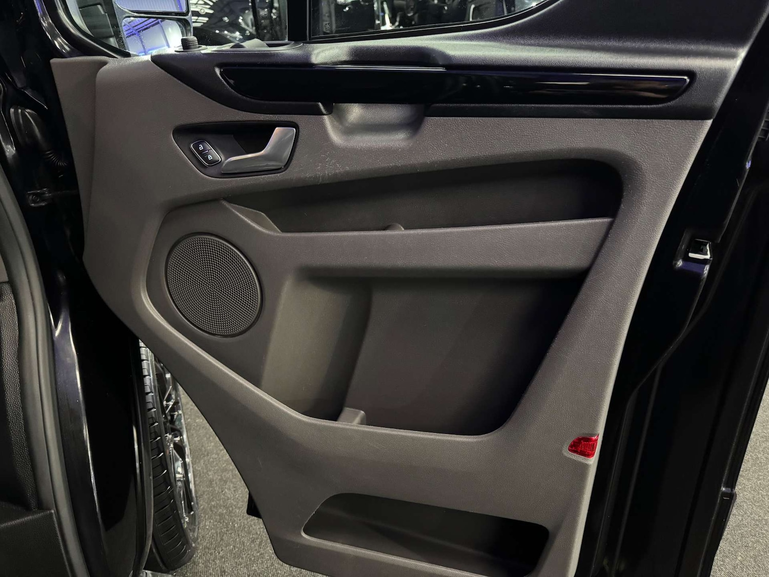 Used Ford Transit Custom 2023 for sale - 76829807: Photo 41