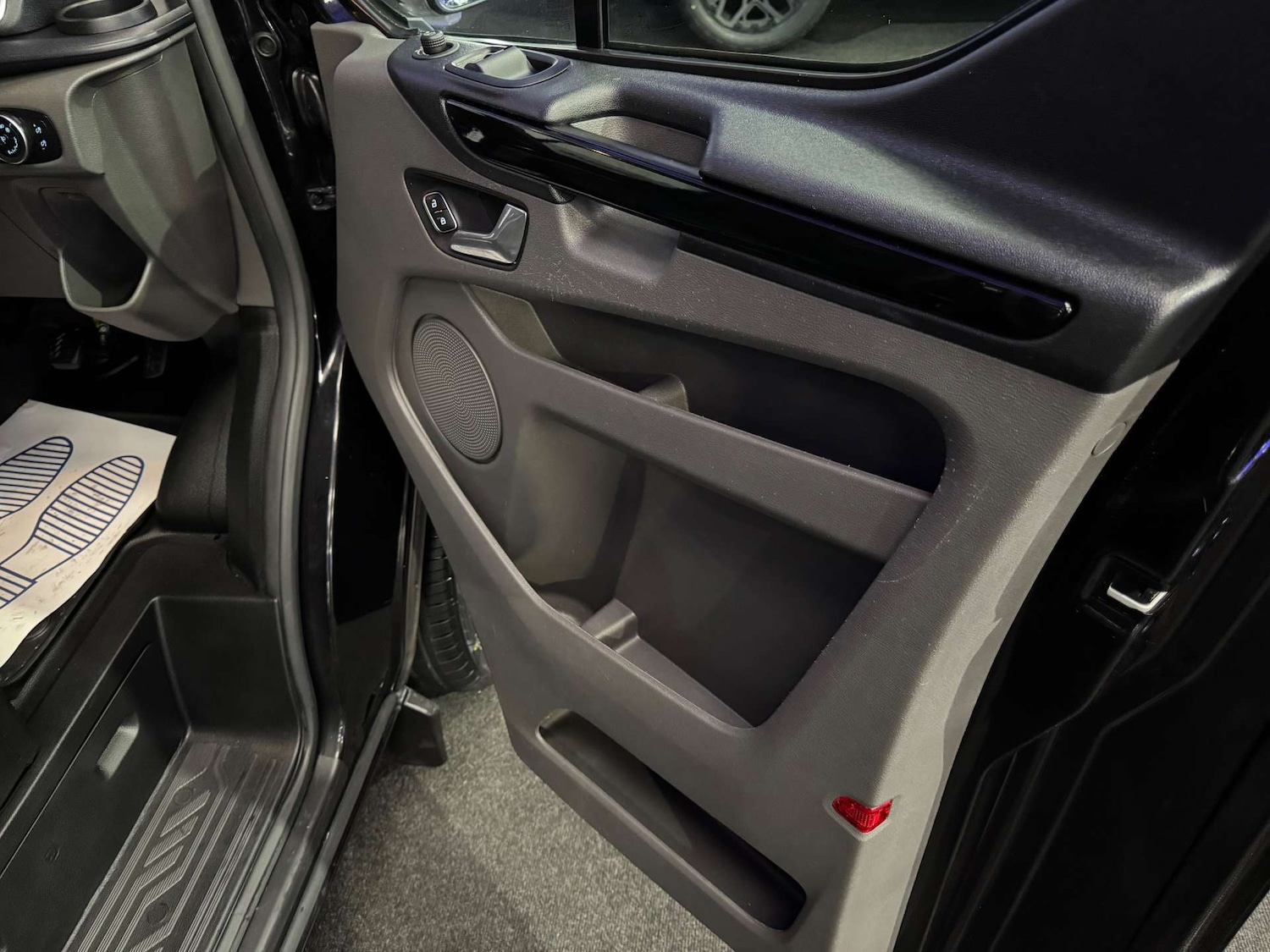 Used Ford Transit Custom 2023 for sale - 76829807: Photo 42