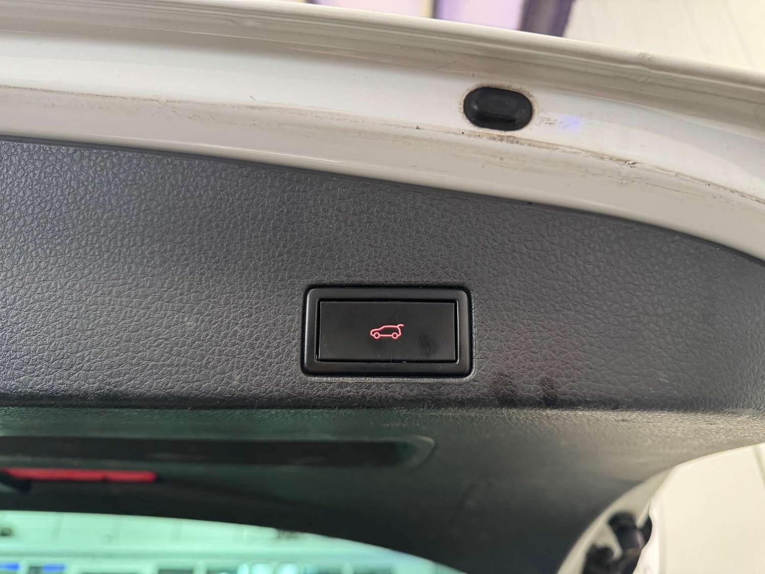 Used Volkswagen Touareg 2013 for sale - 78064648: Photo 19