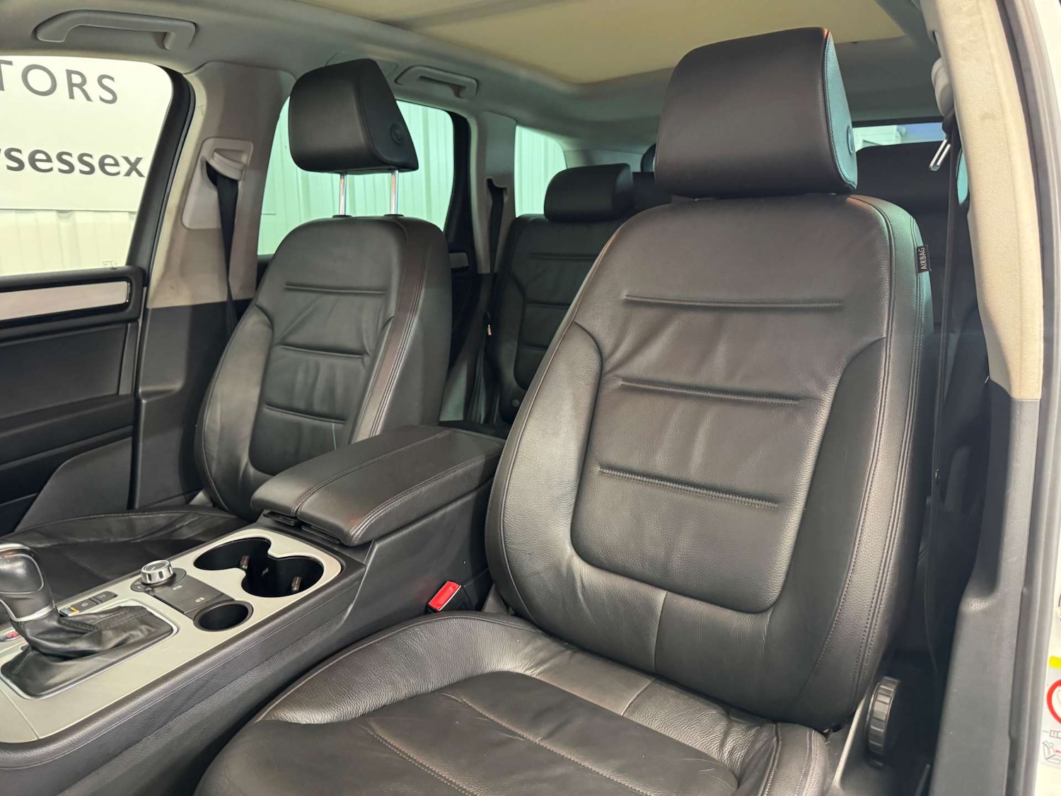 Used Volkswagen Touareg 2013 for sale - 78064648: Photo 32